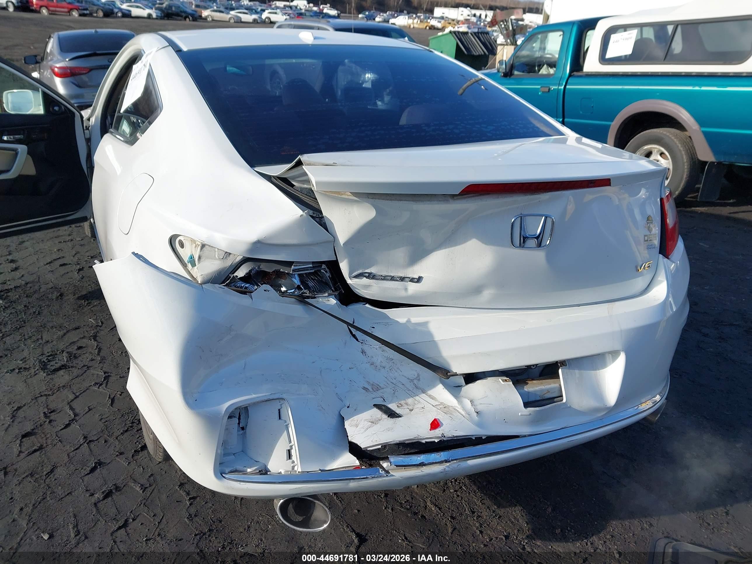HONDA ACCORD image 6