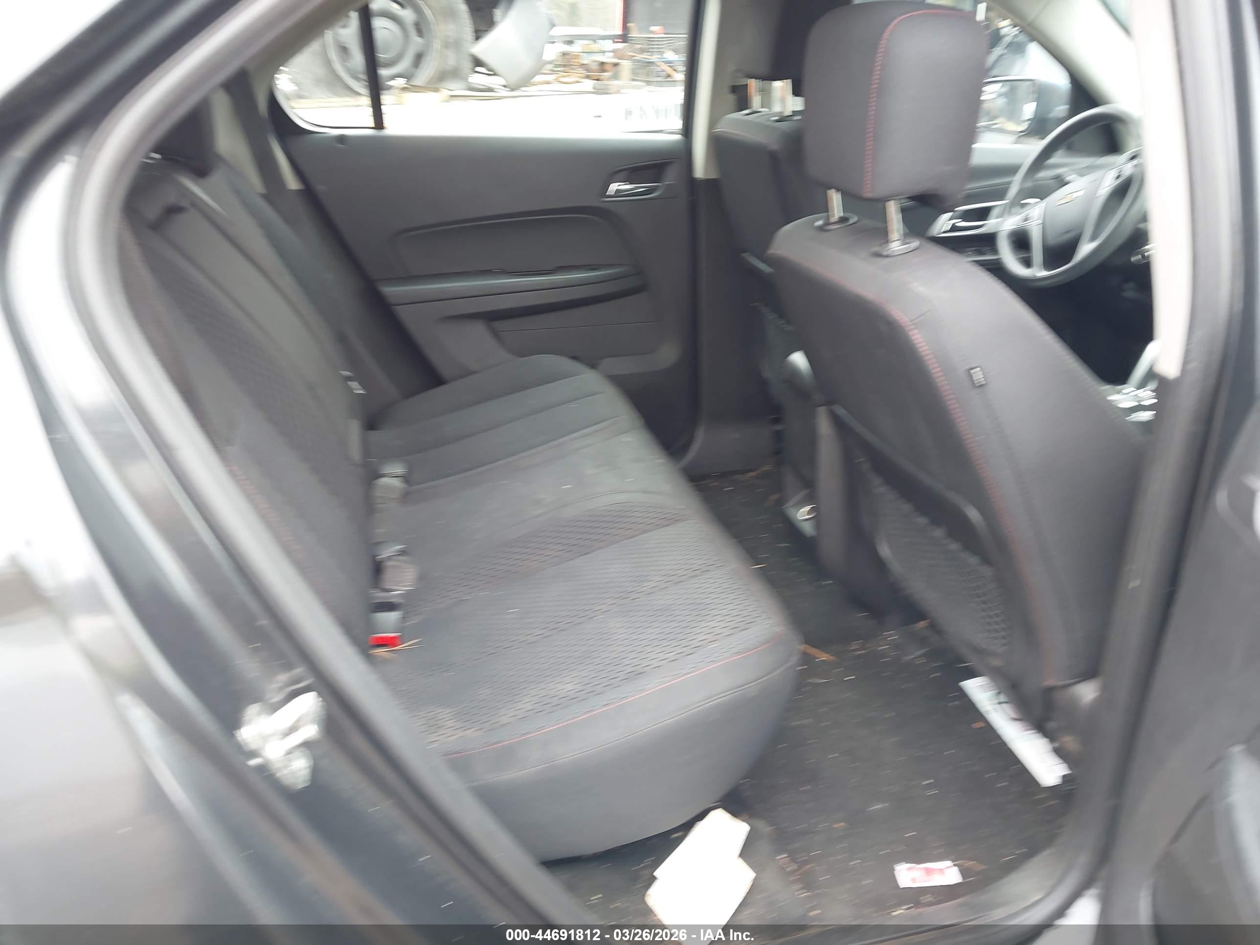 CHEVROLET EQUINOX image 8