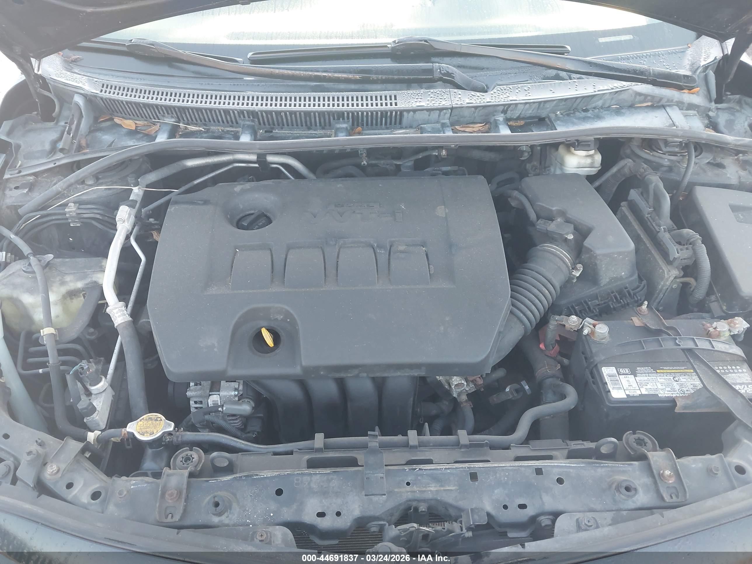 TOYOTA COROLLA image 10