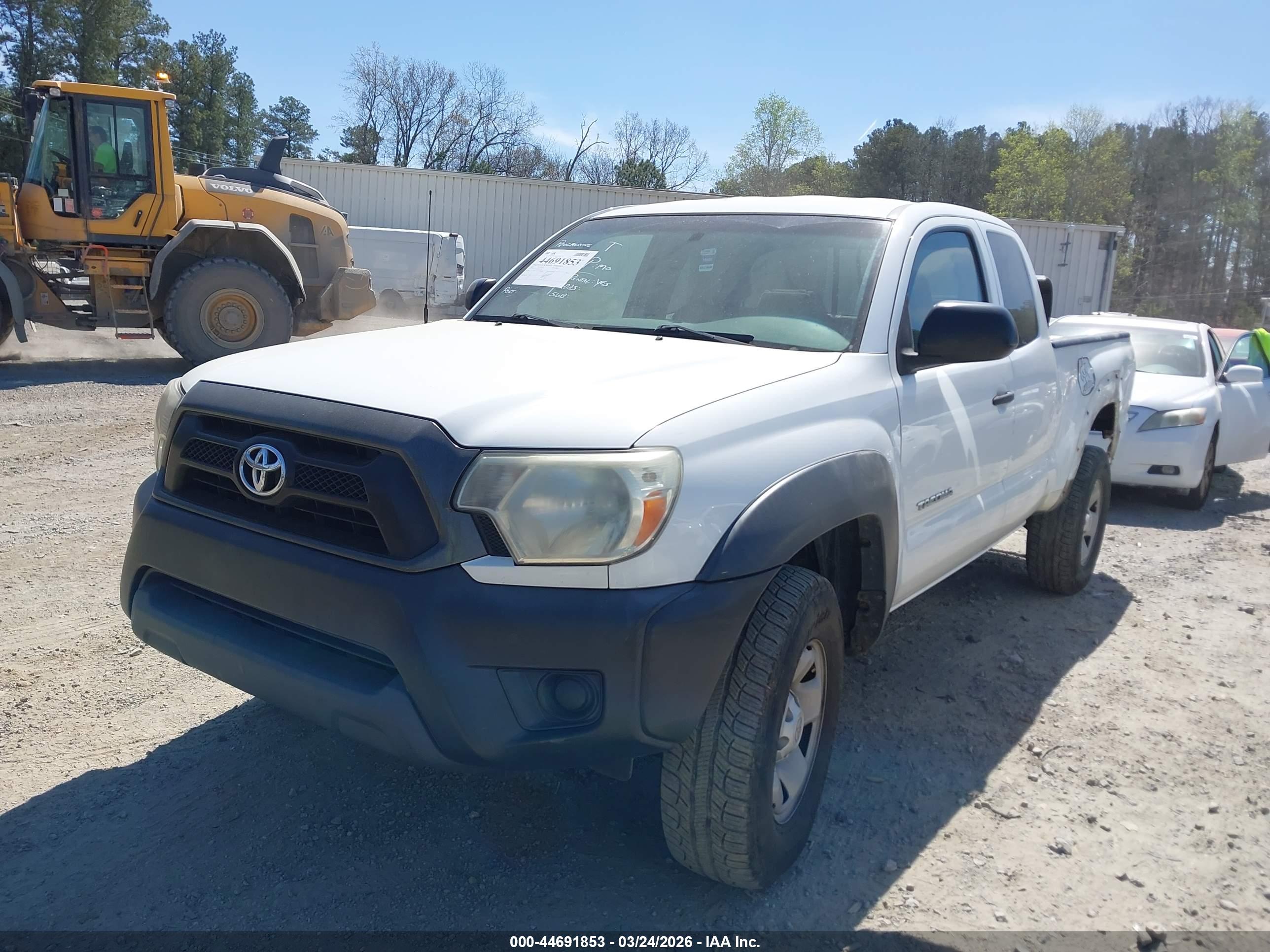 TOYOTA TACOMA image 2