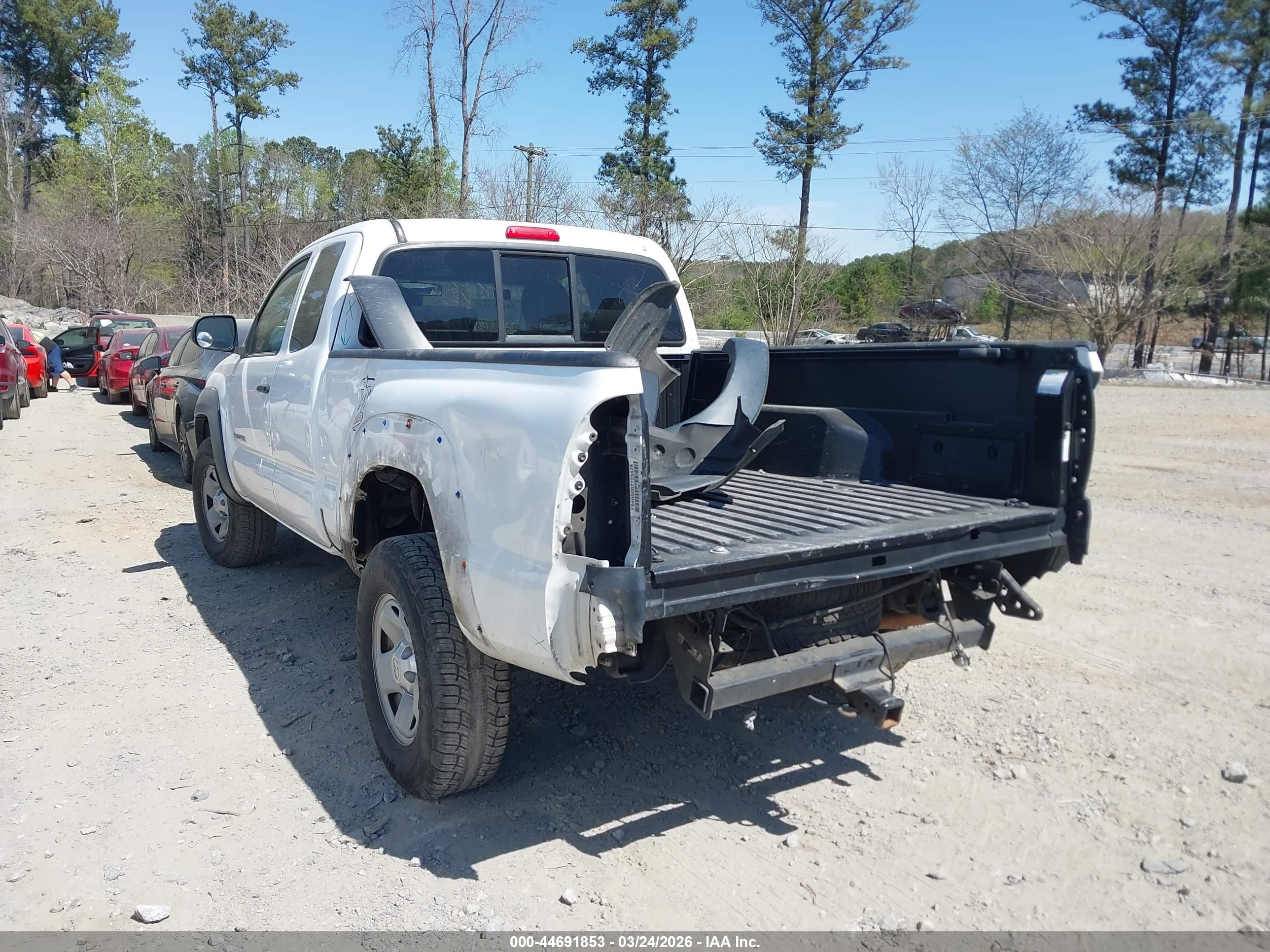 TOYOTA TACOMA image 3