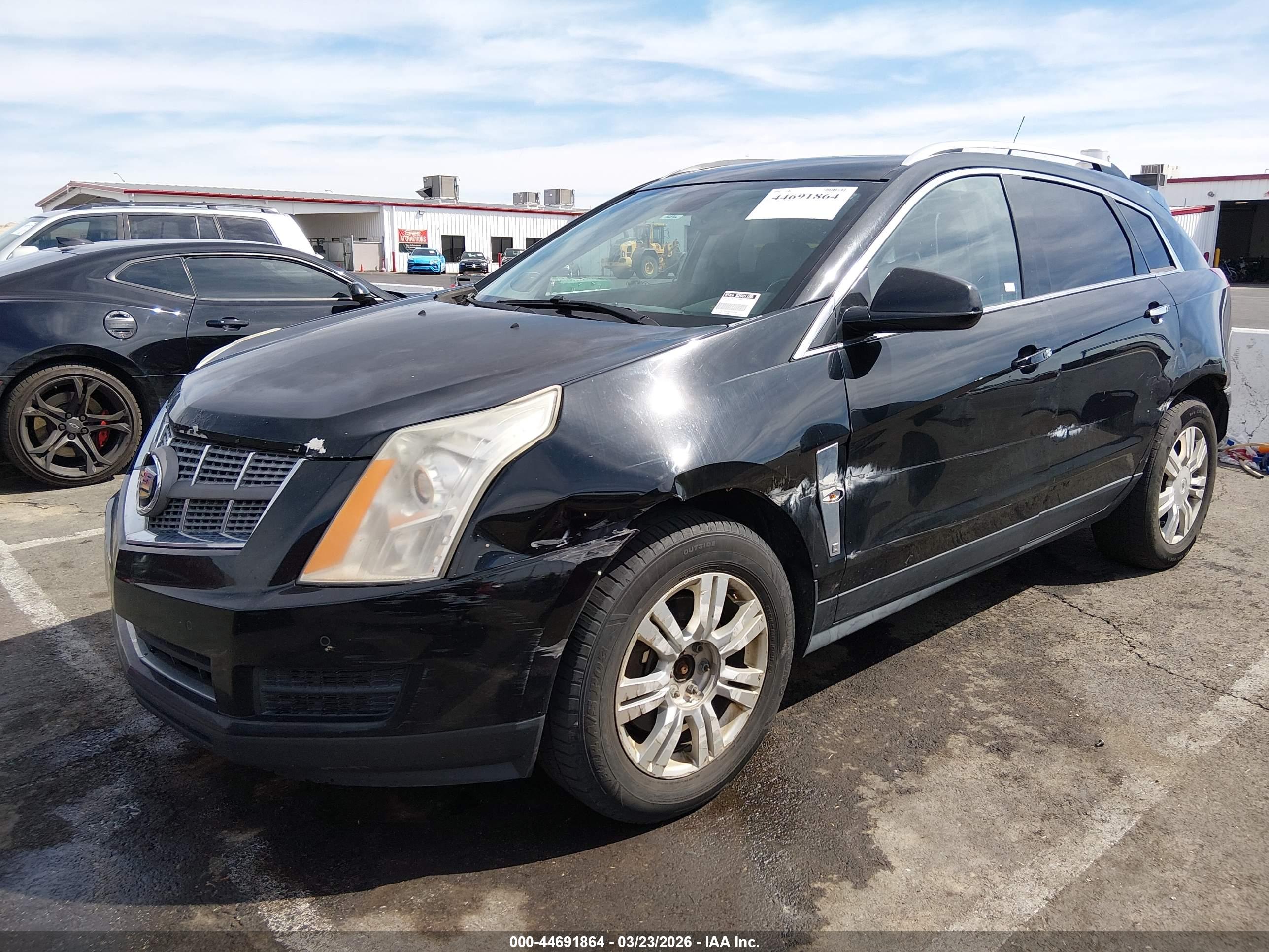 CADILLAC SRX image 2