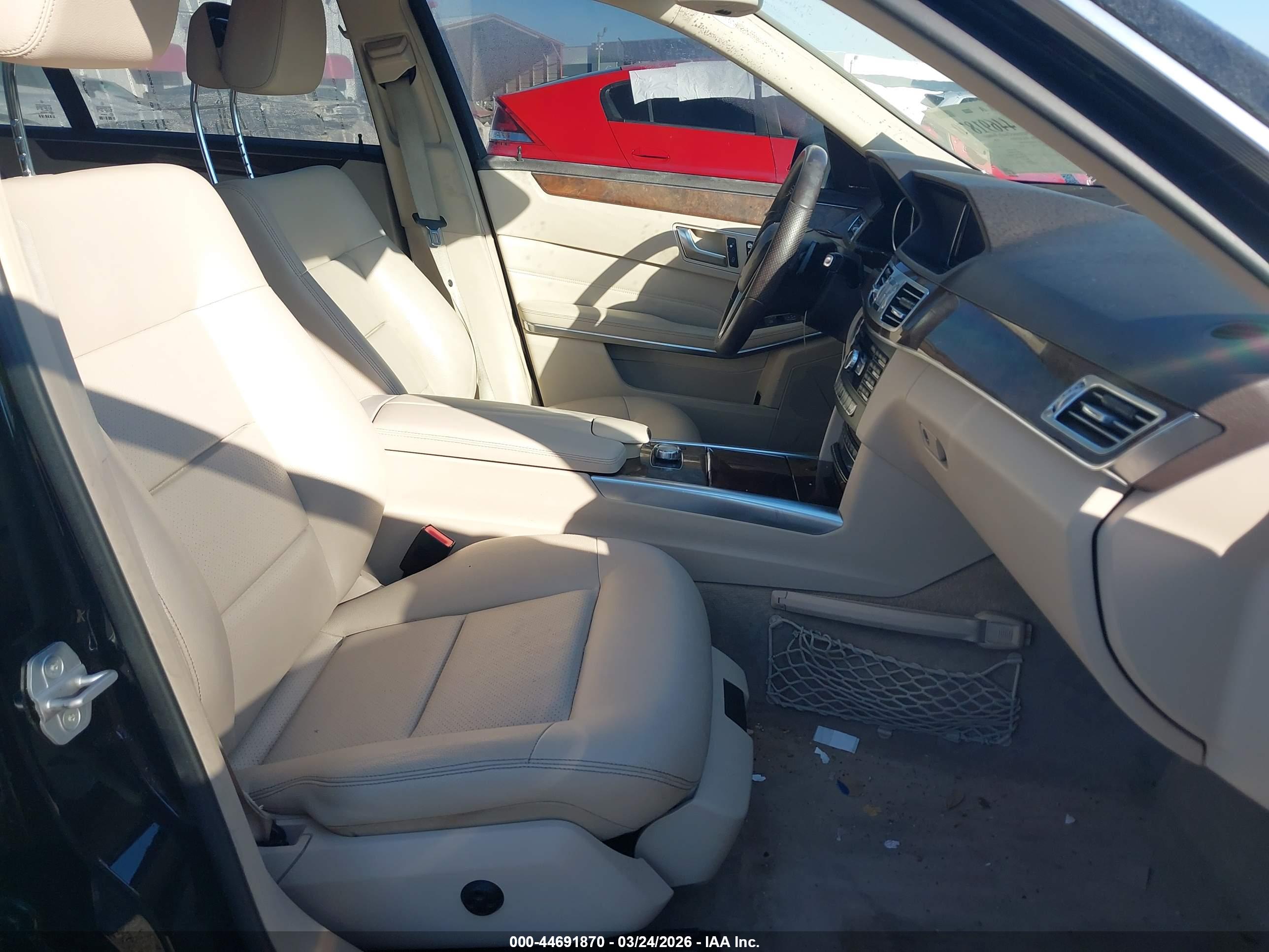 MERCEDES-BENZ E image 5