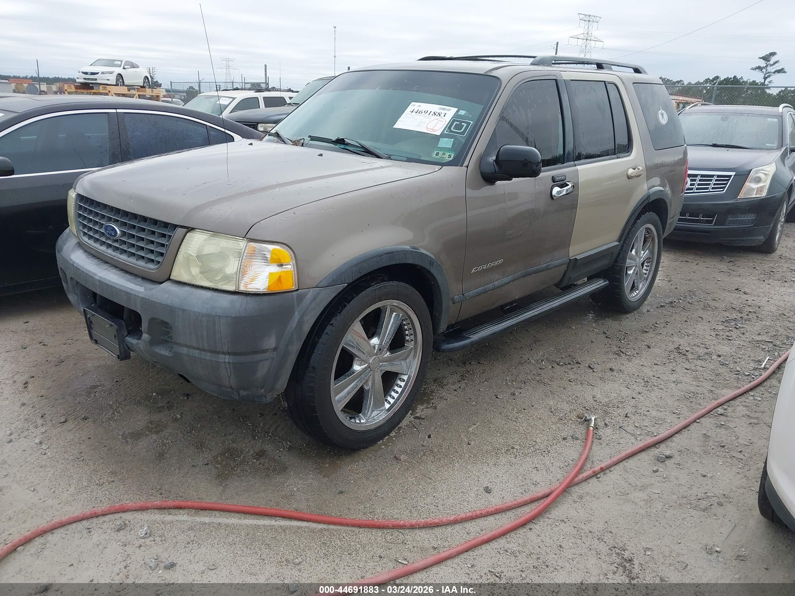 FORD EXPLORER image 2