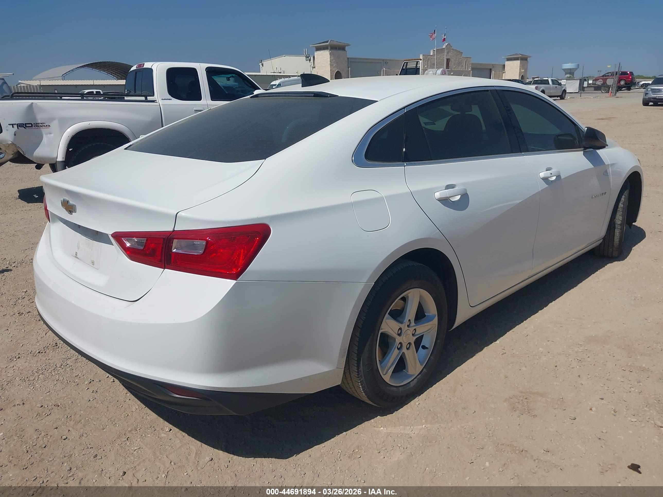 CHEVROLET MALIBU image 4