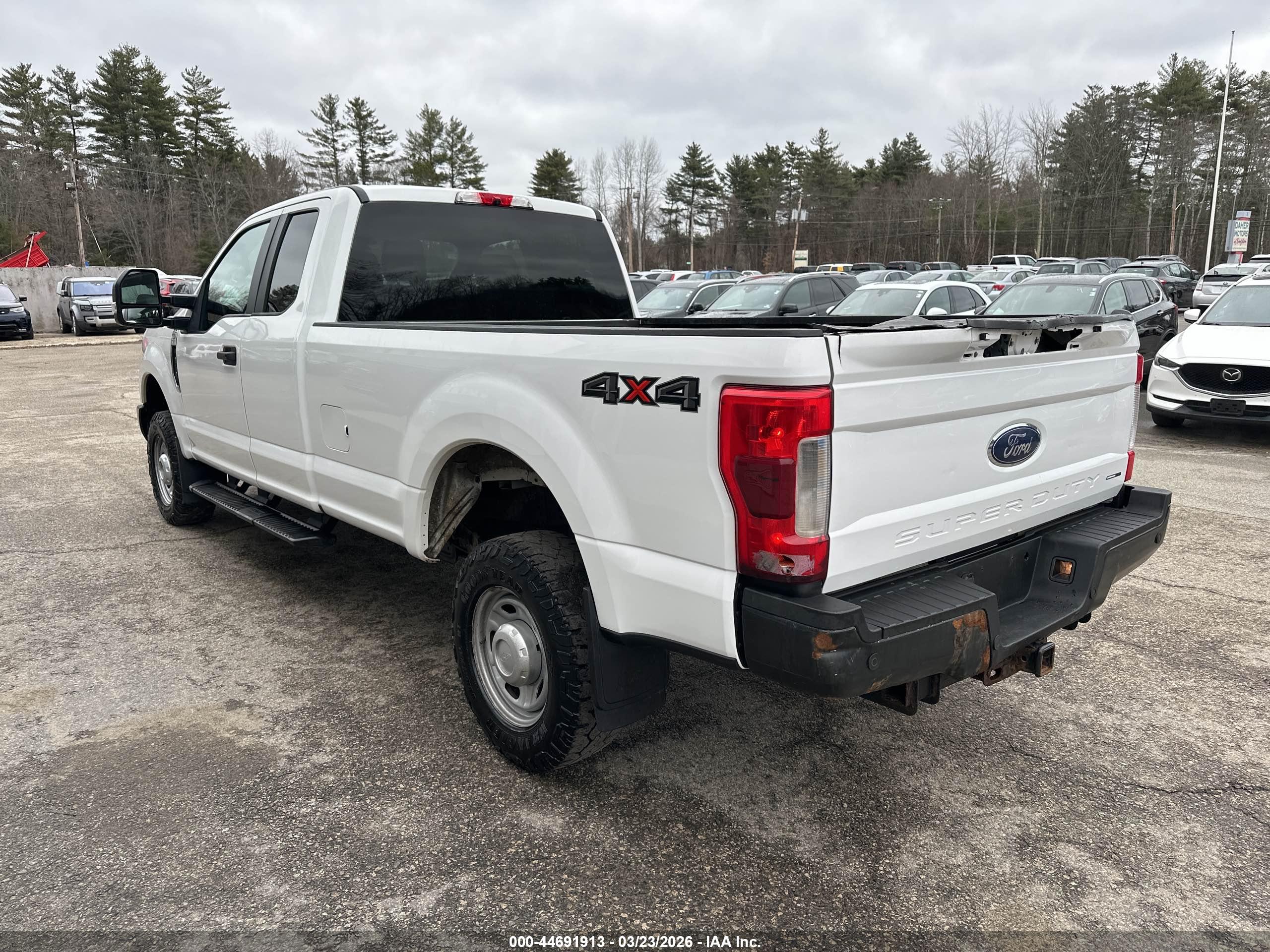 FORD F-250 image 3