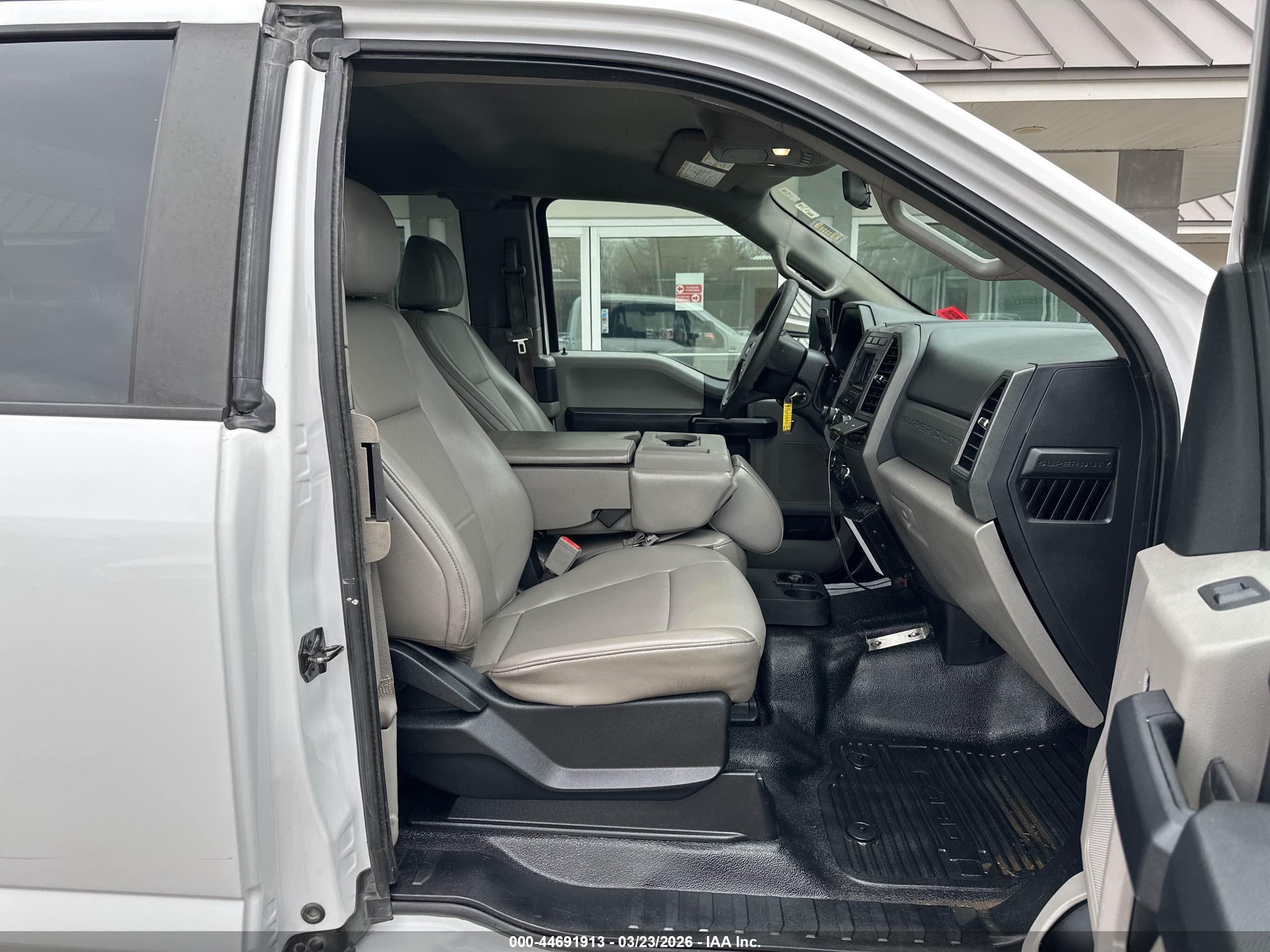 FORD F-250 image 5