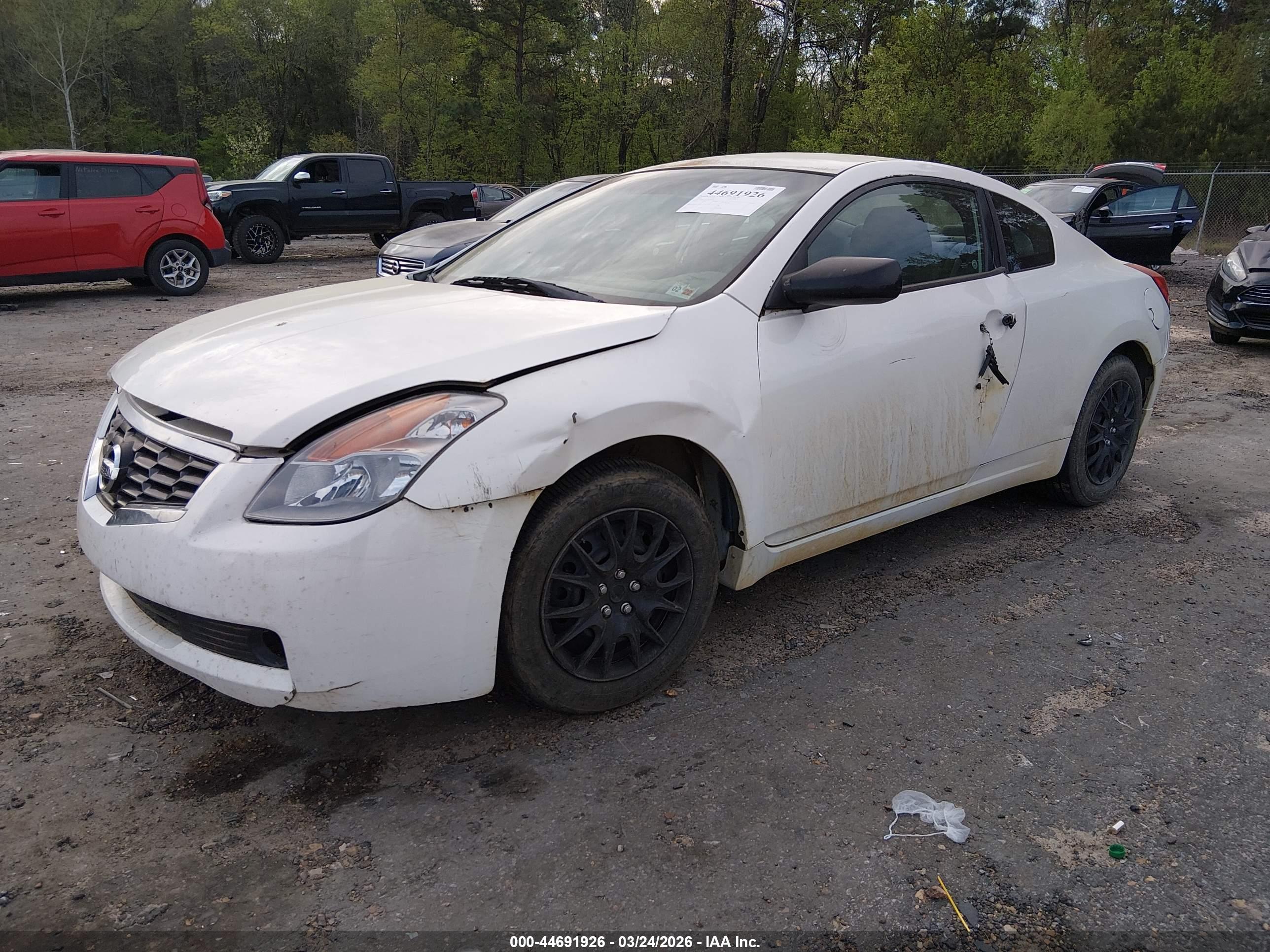 NISSAN ALTIMA image 2