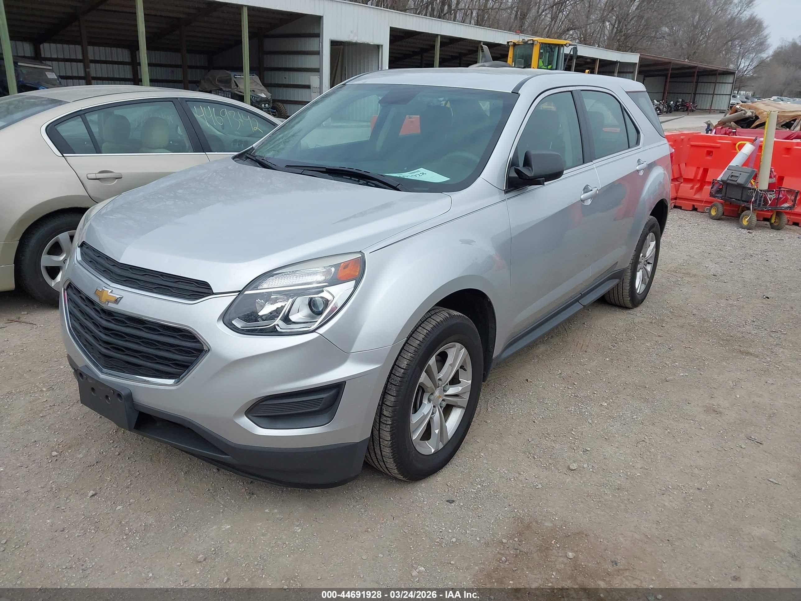 CHEVROLET EQUINOX image 2