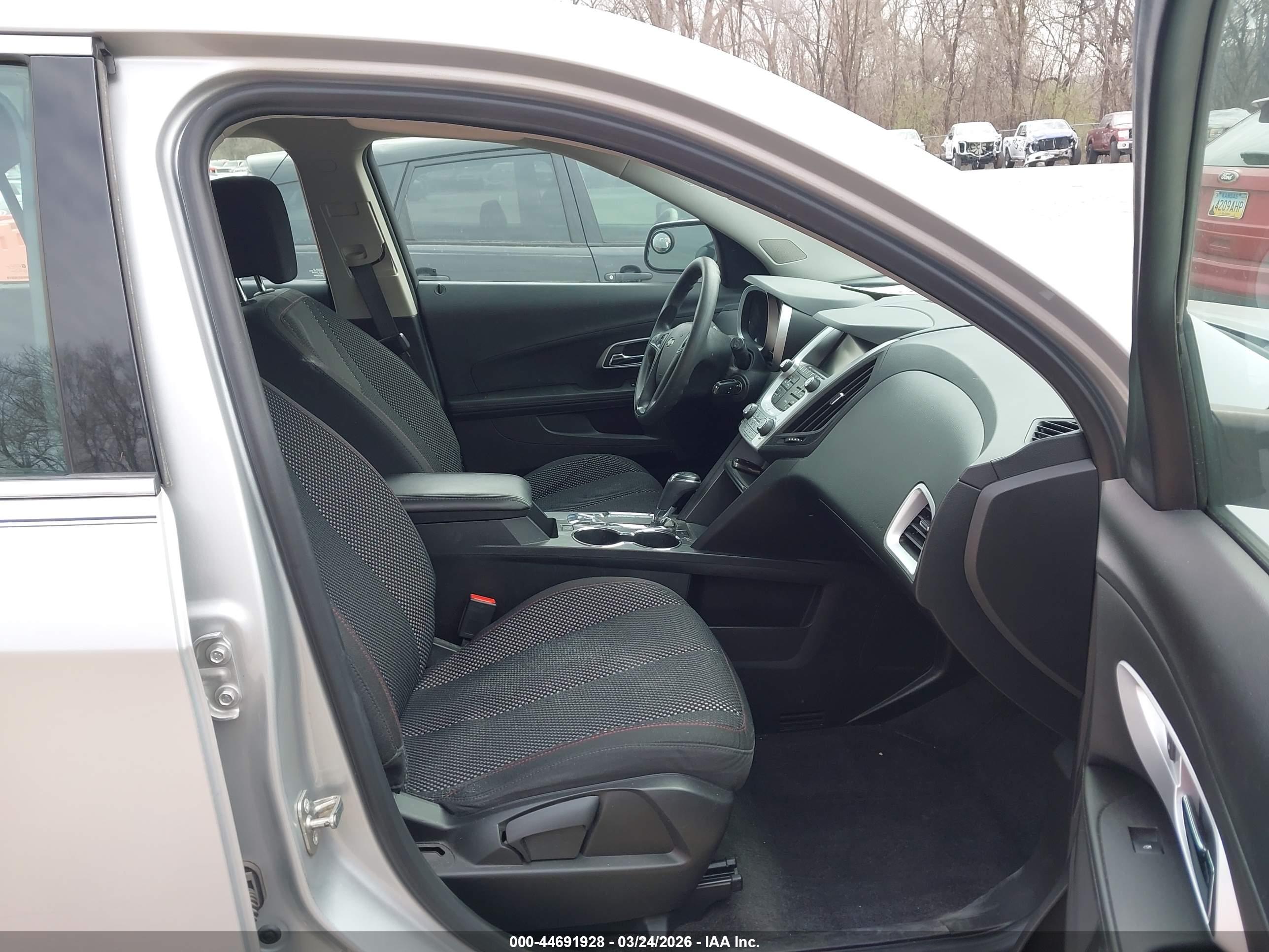 CHEVROLET EQUINOX image 5