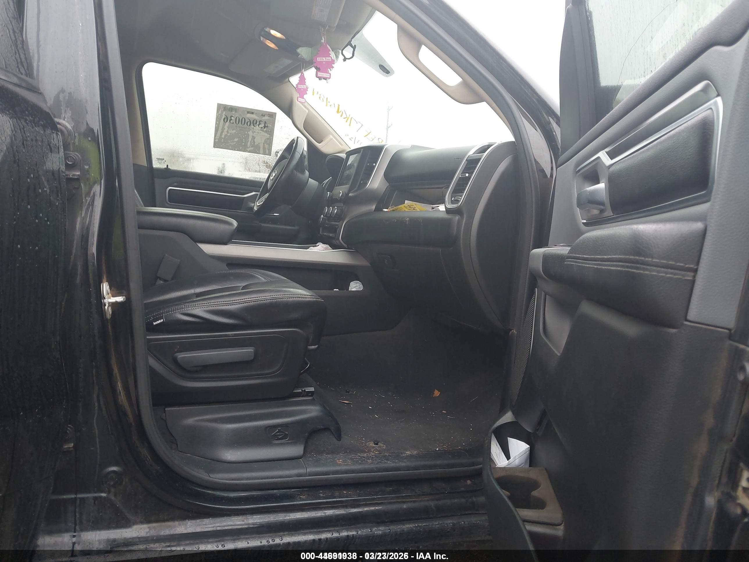 RAM 1500 image 5