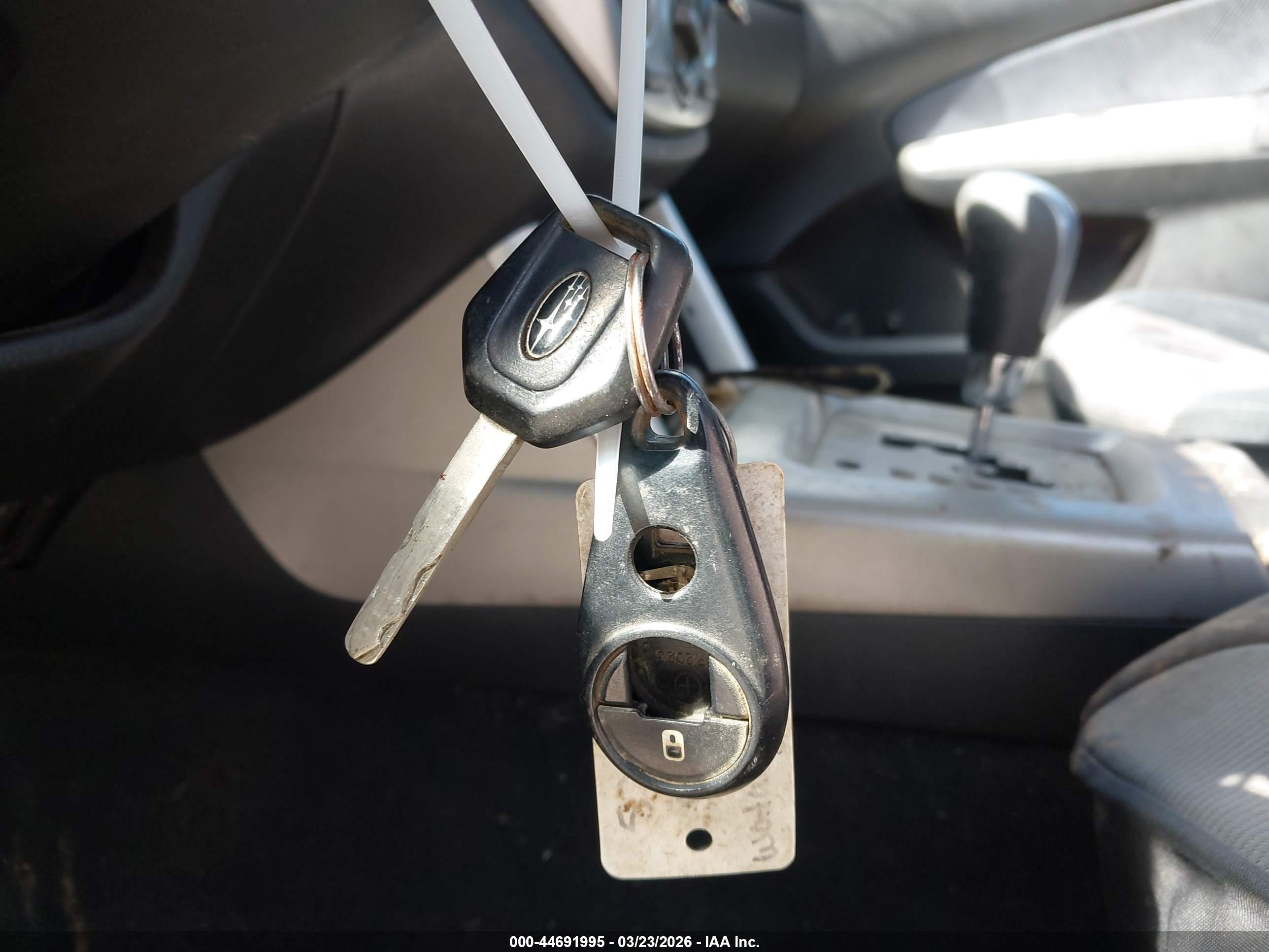 SUBARU FORESTER image 11