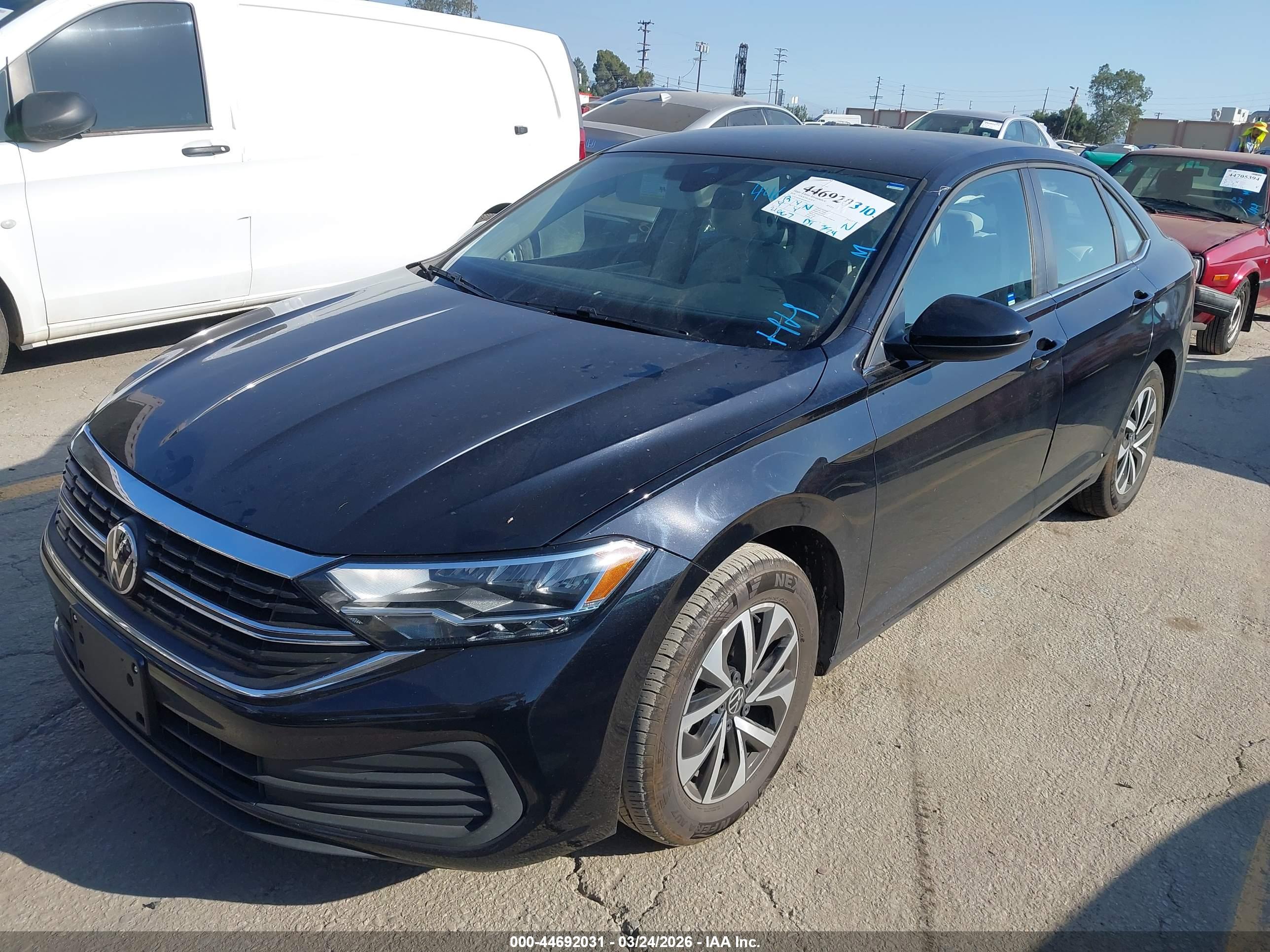 VOLKSWAGEN JETTA image 2