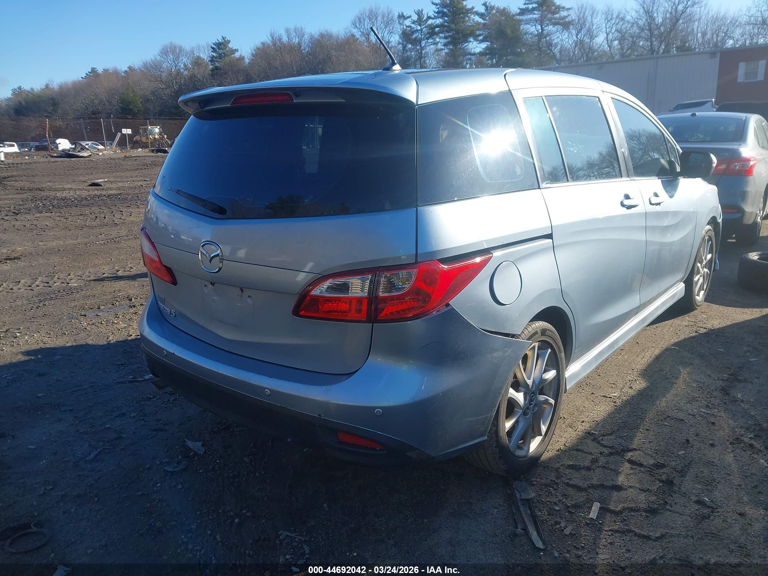 MAZDA MAZDA5 image 4