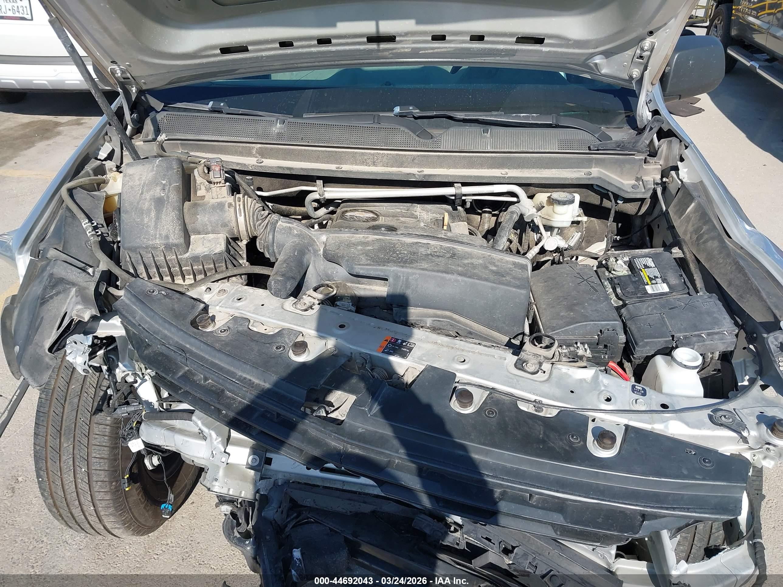 CHEVROLET COLORADO image 10