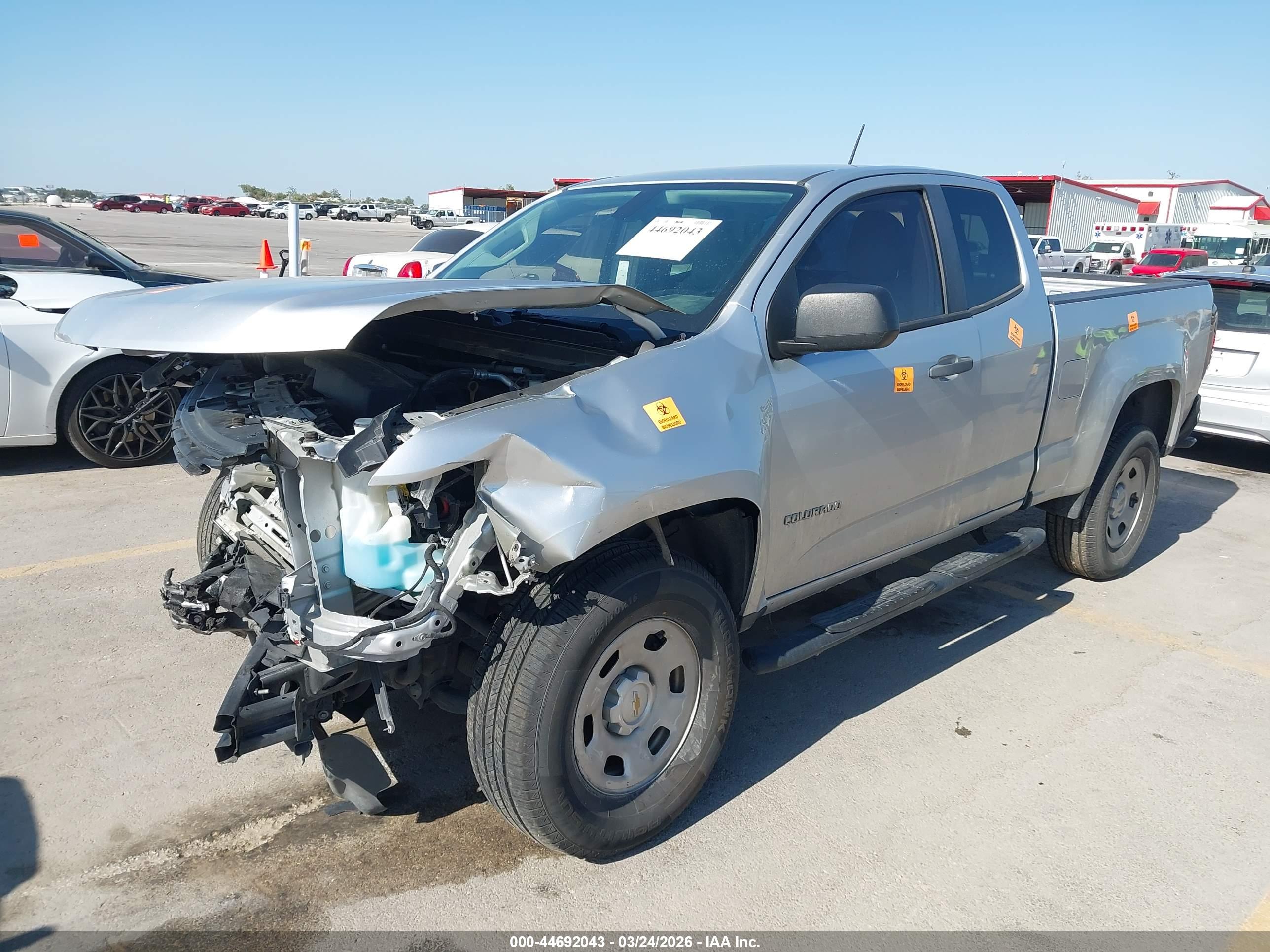 CHEVROLET COLORADO image 2