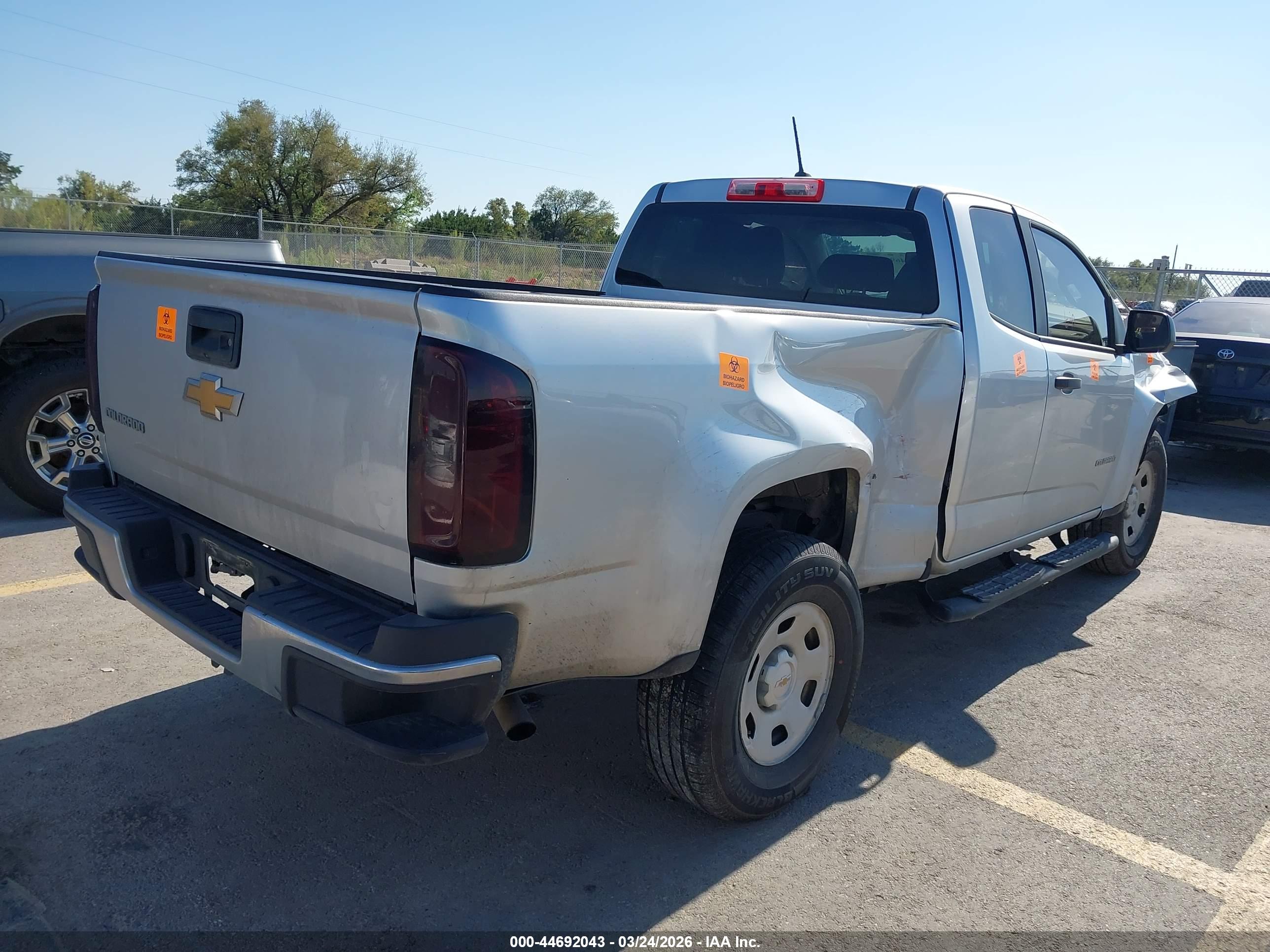 CHEVROLET COLORADO image 4