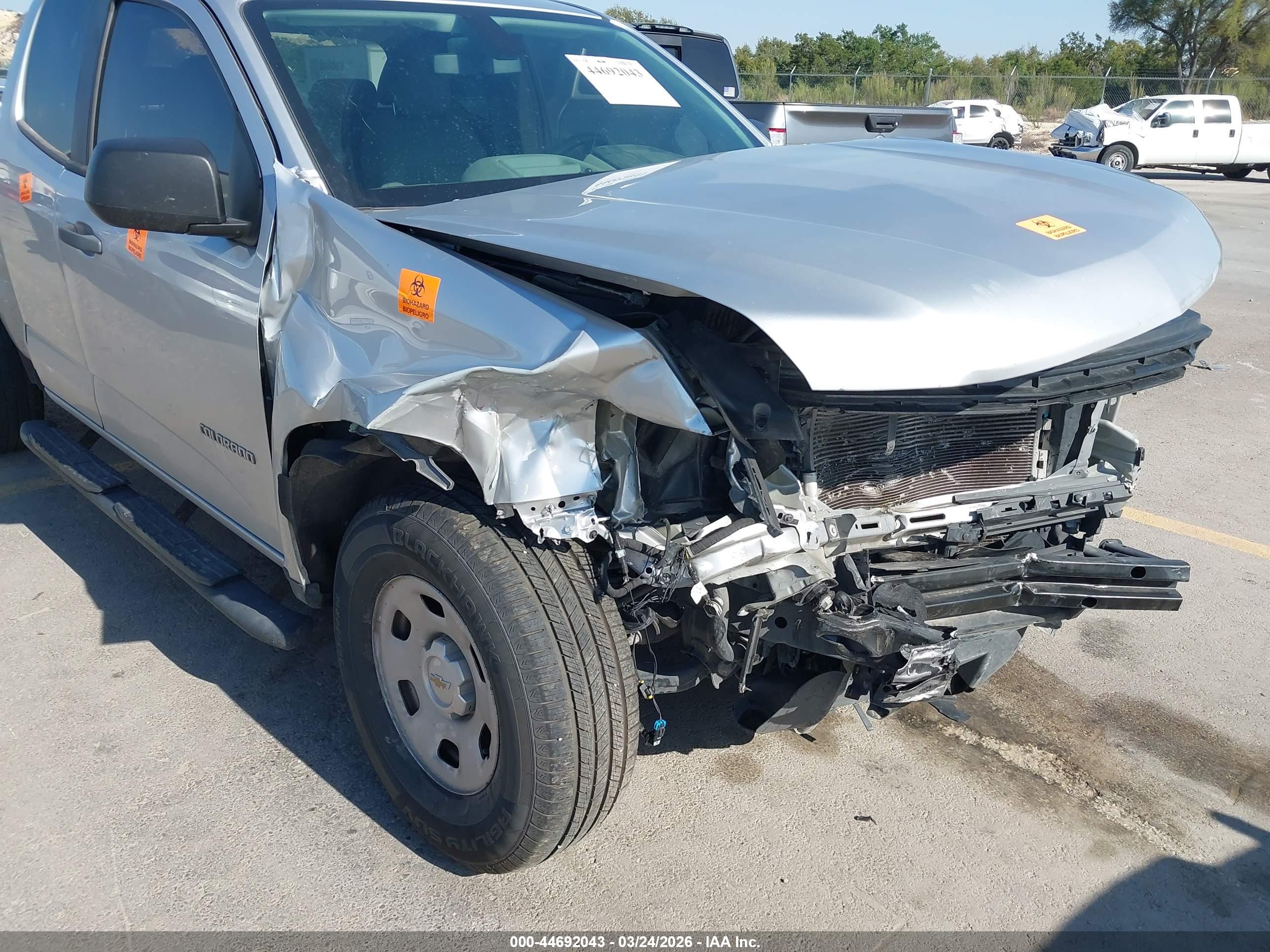 CHEVROLET COLORADO image 6
