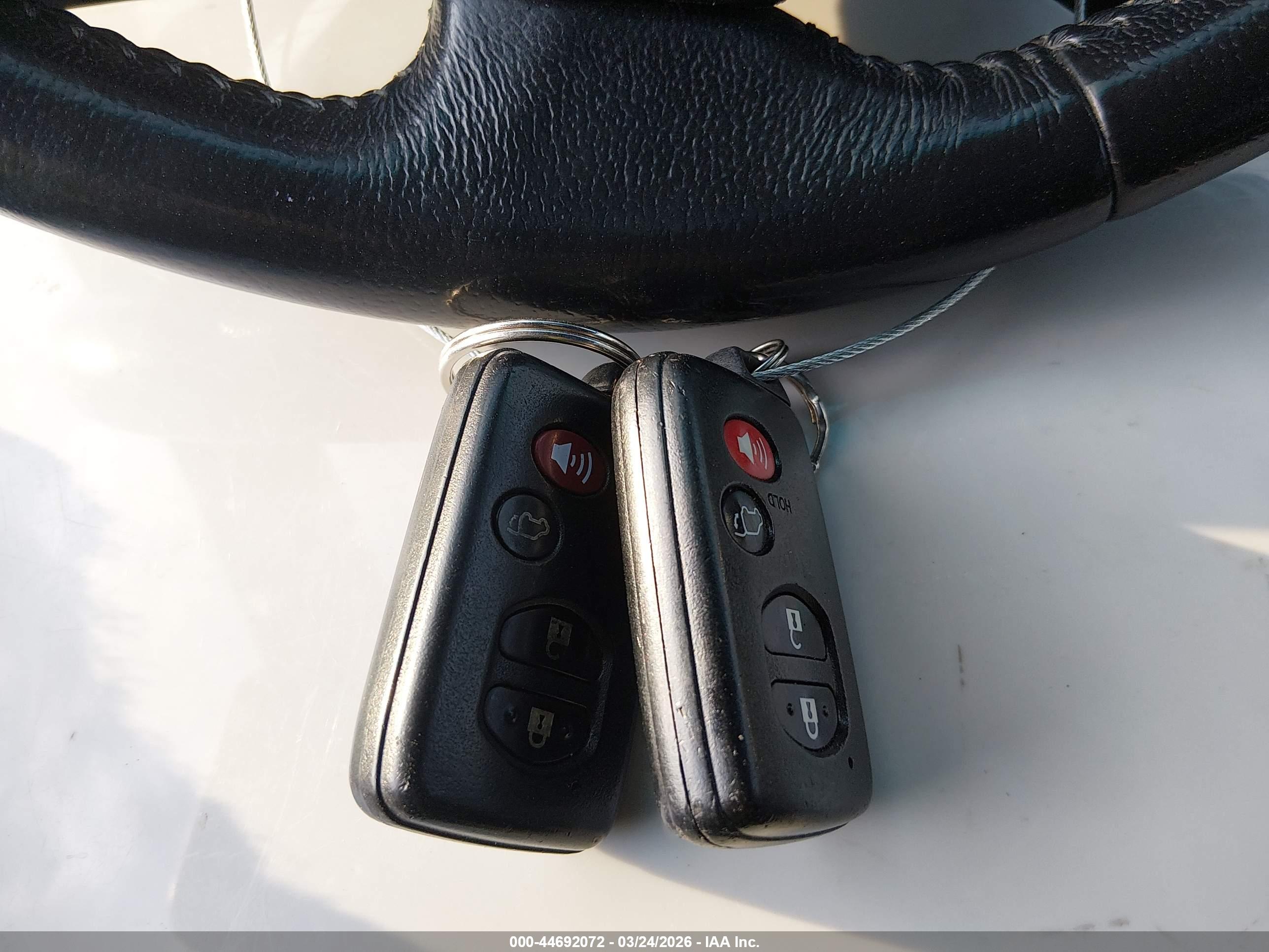 TOYOTA HIGHLANDER image 11