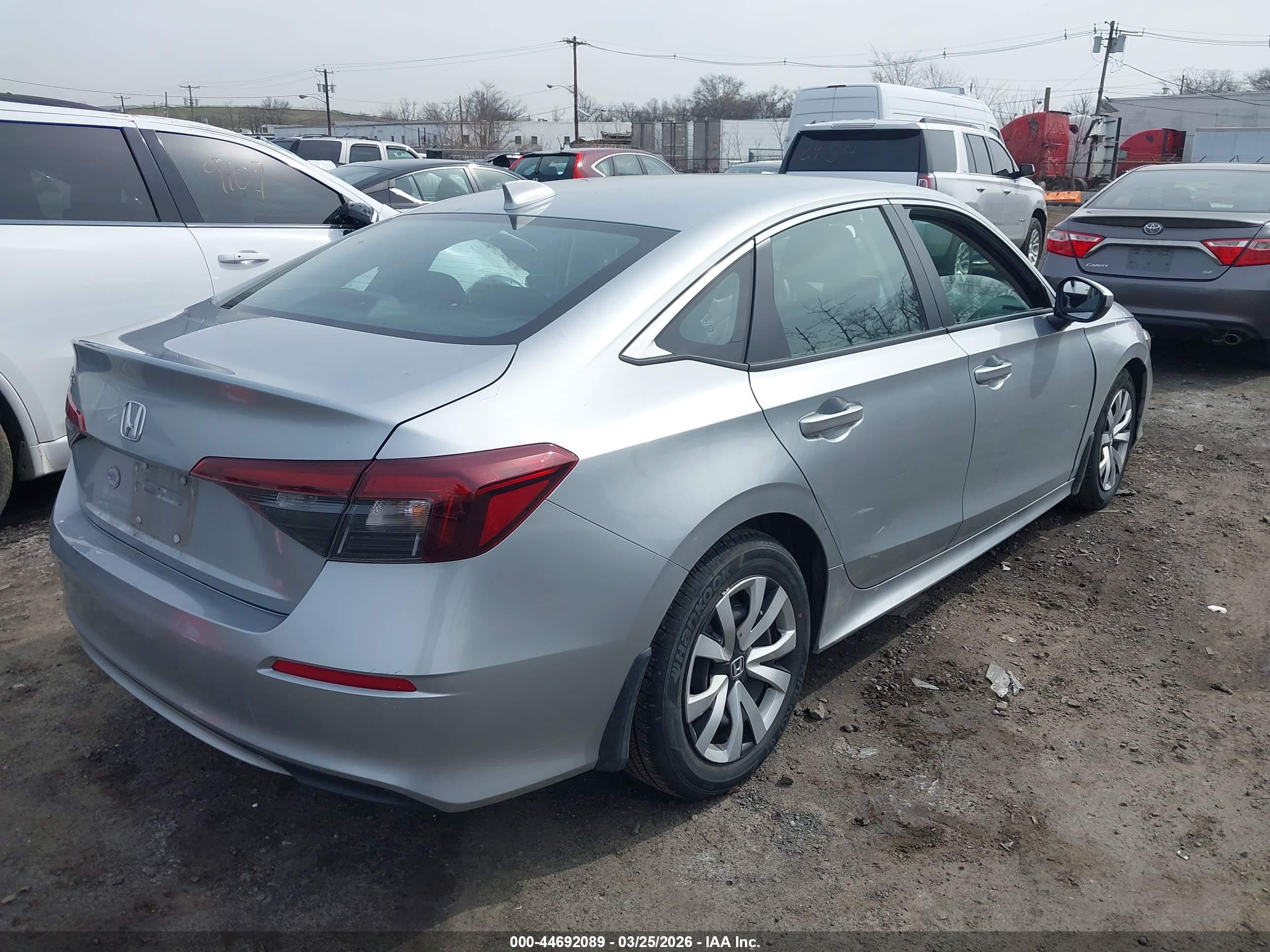 HONDA CIVIC image 4