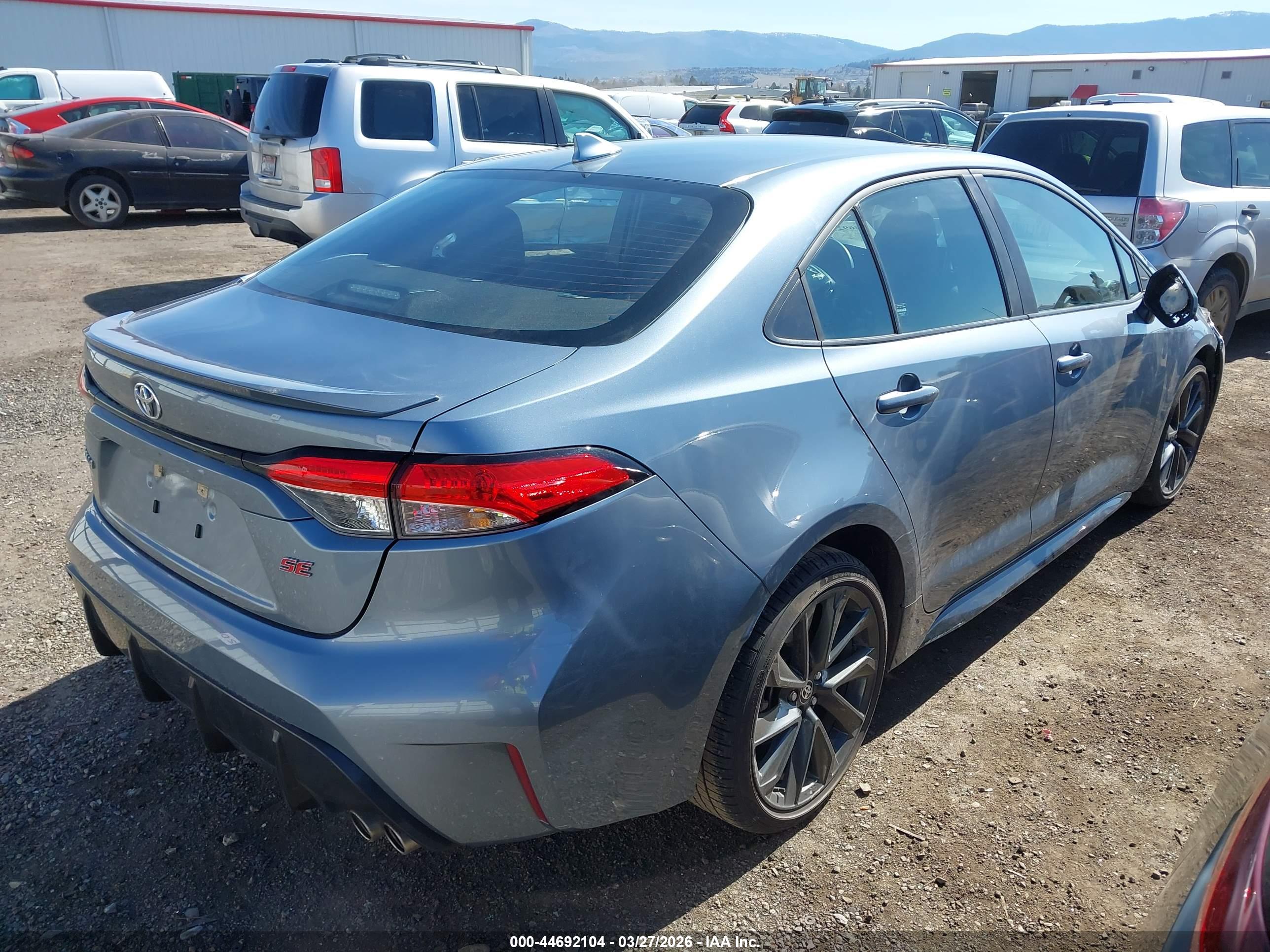 TOYOTA COROLLA image 4