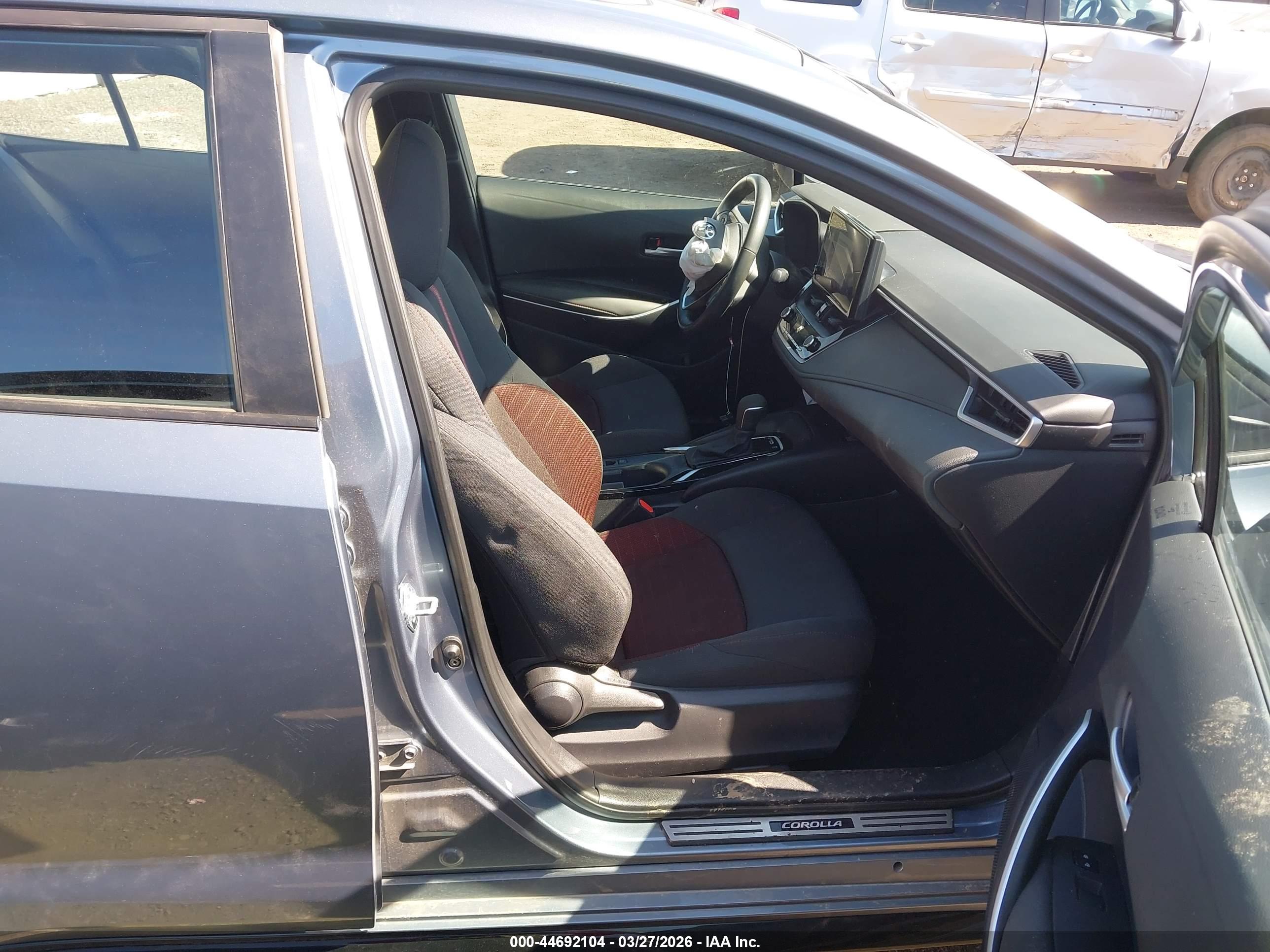 TOYOTA COROLLA image 5