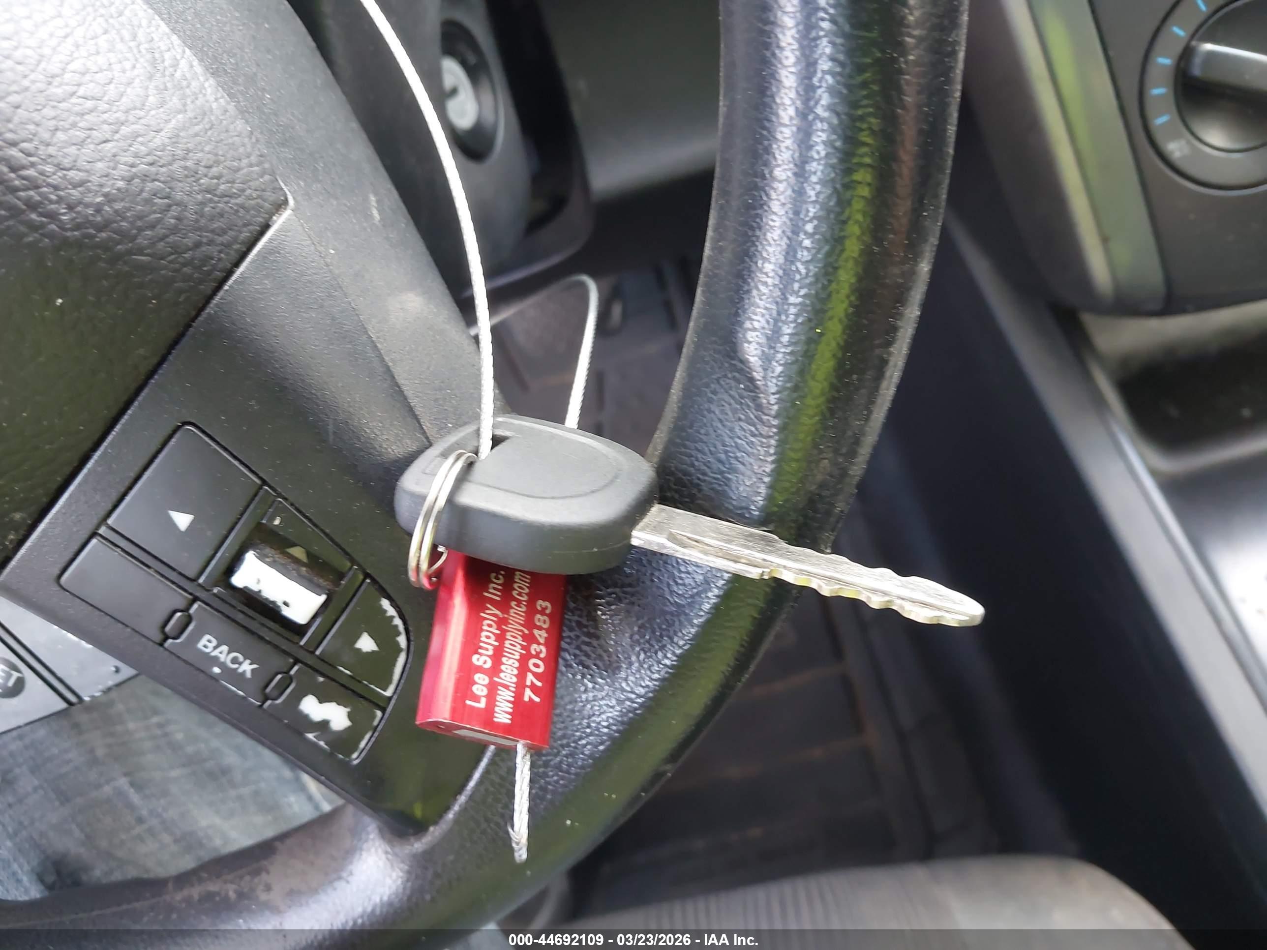 MAZDA CX-7 image 11