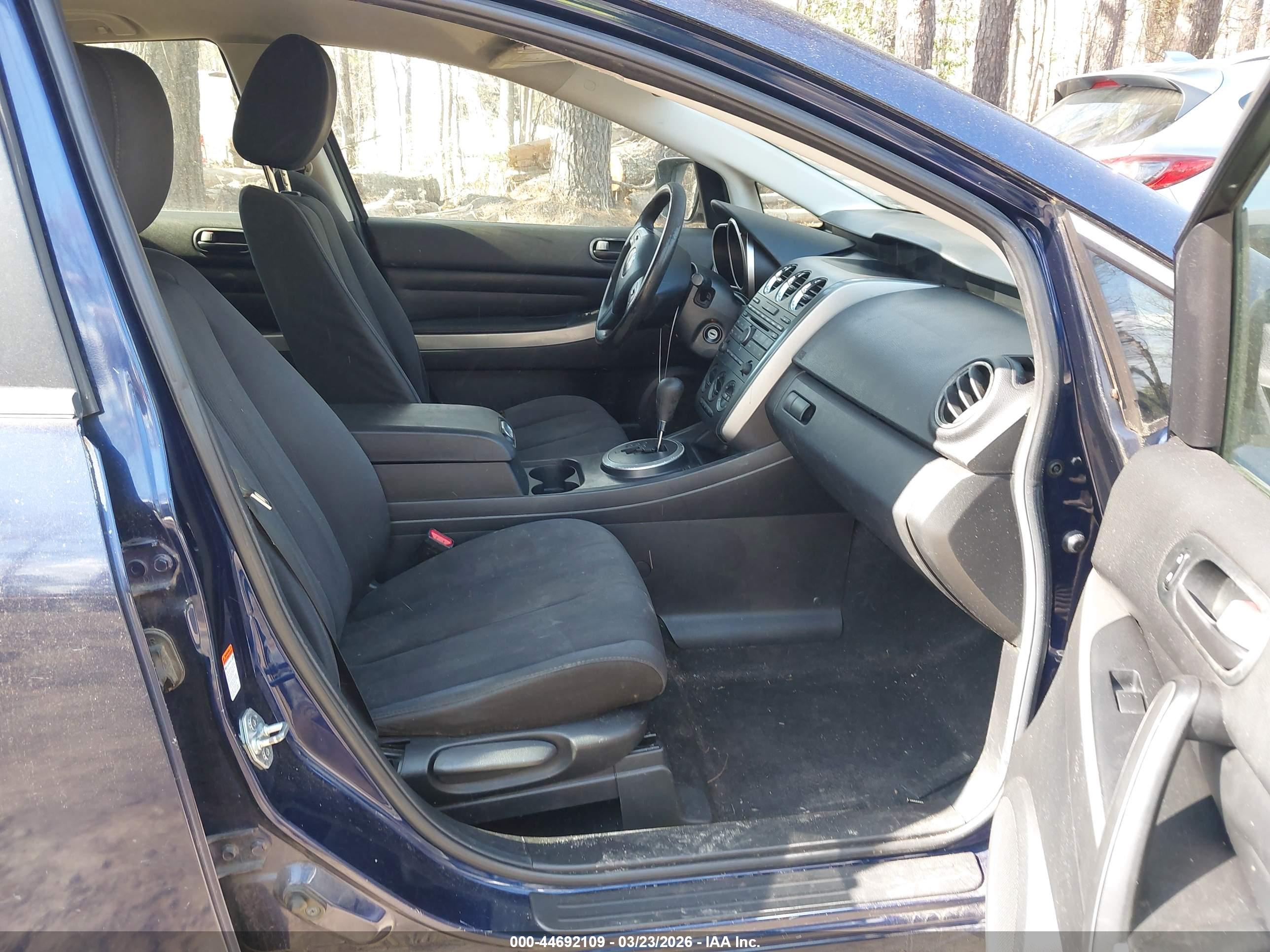 MAZDA CX-7 image 5