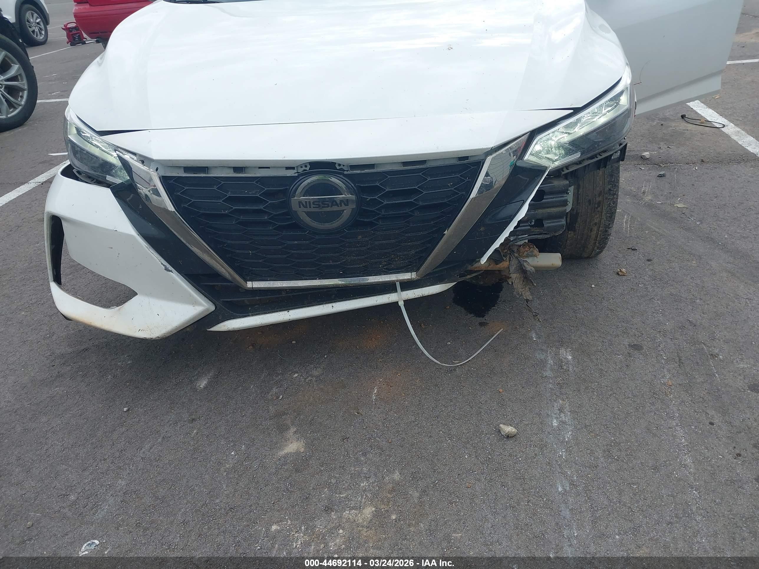 NISSAN SENTRA image 6