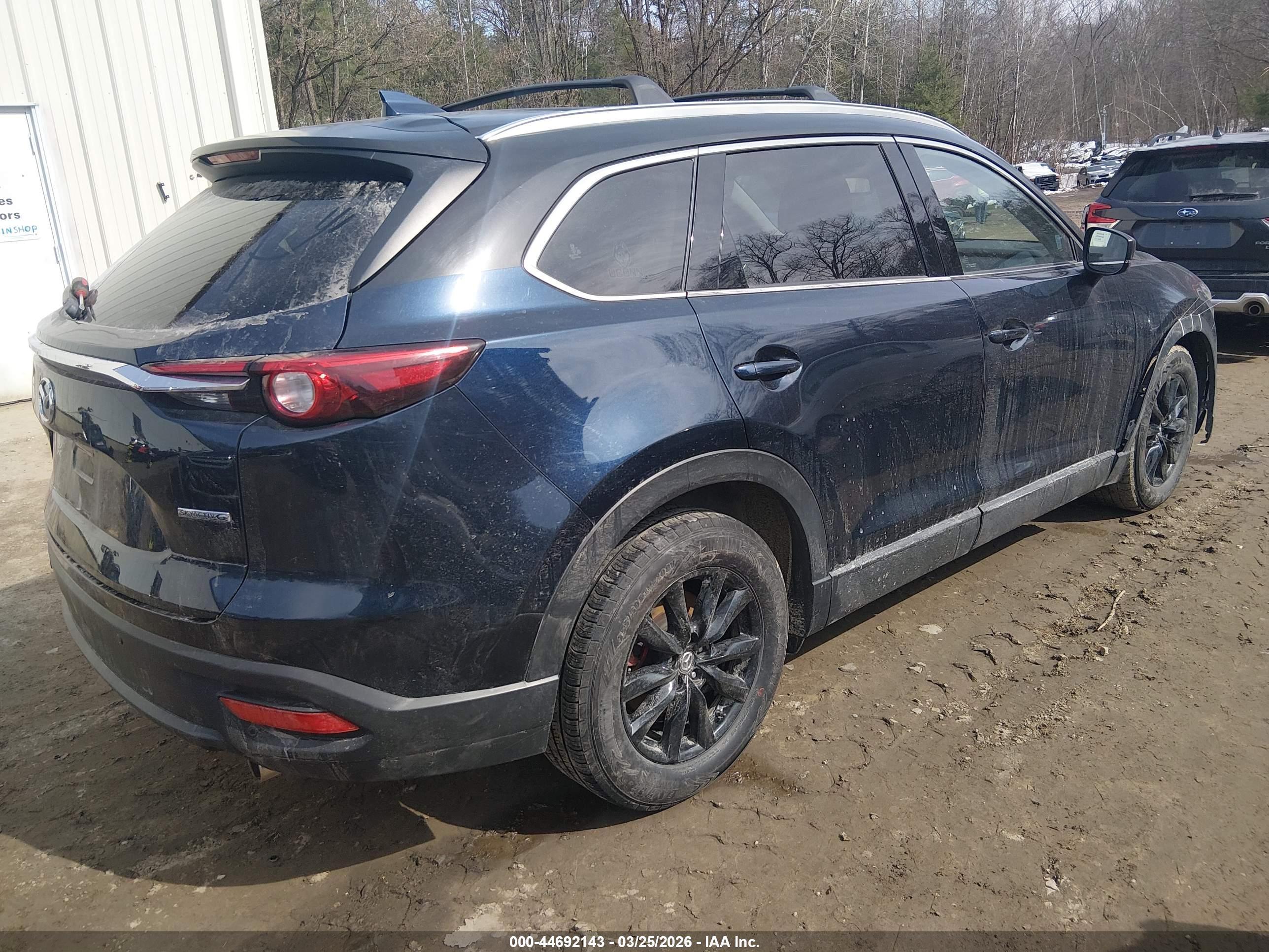 MAZDA CX-9 image 4