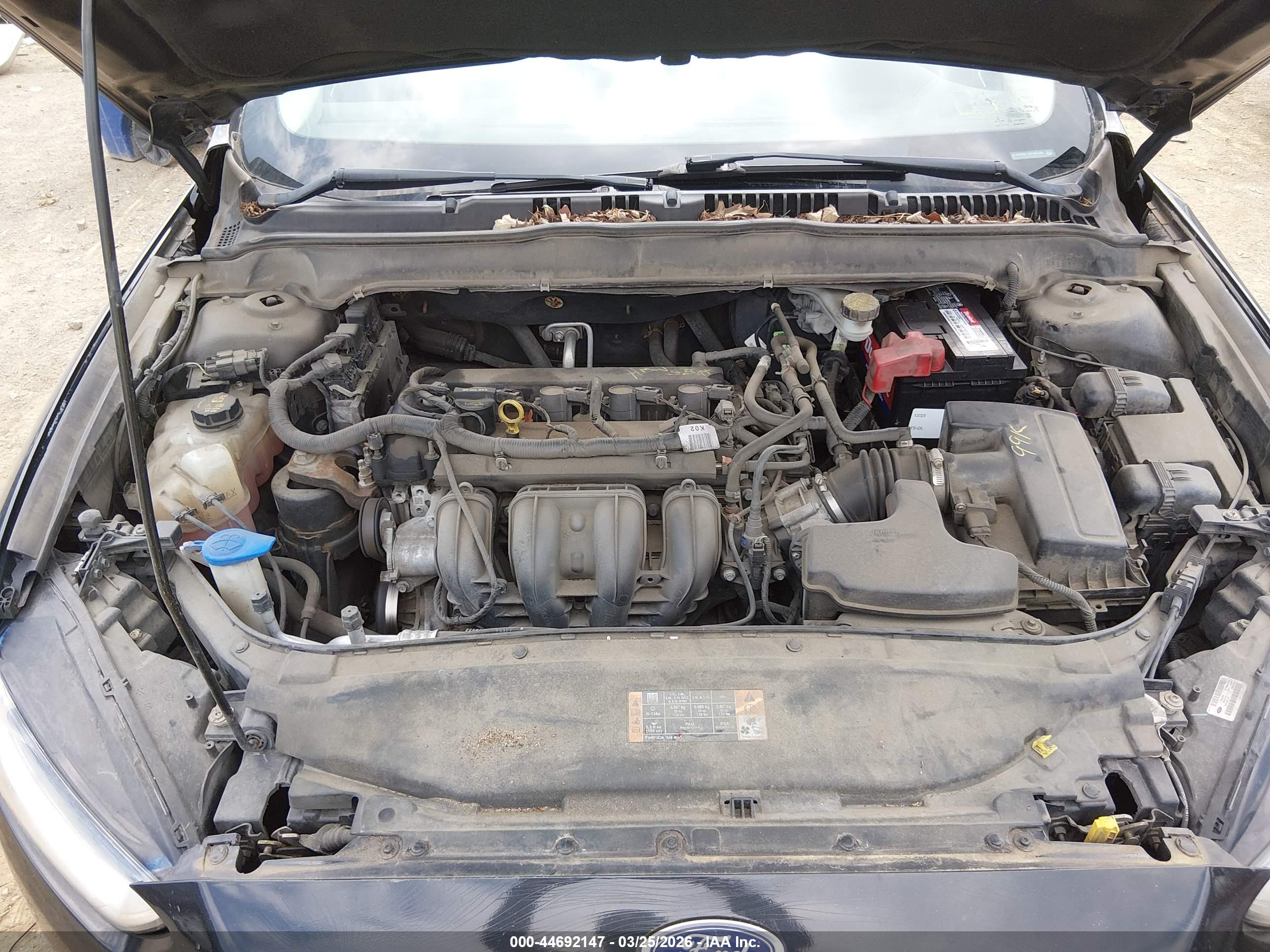 FORD FUSION image 10