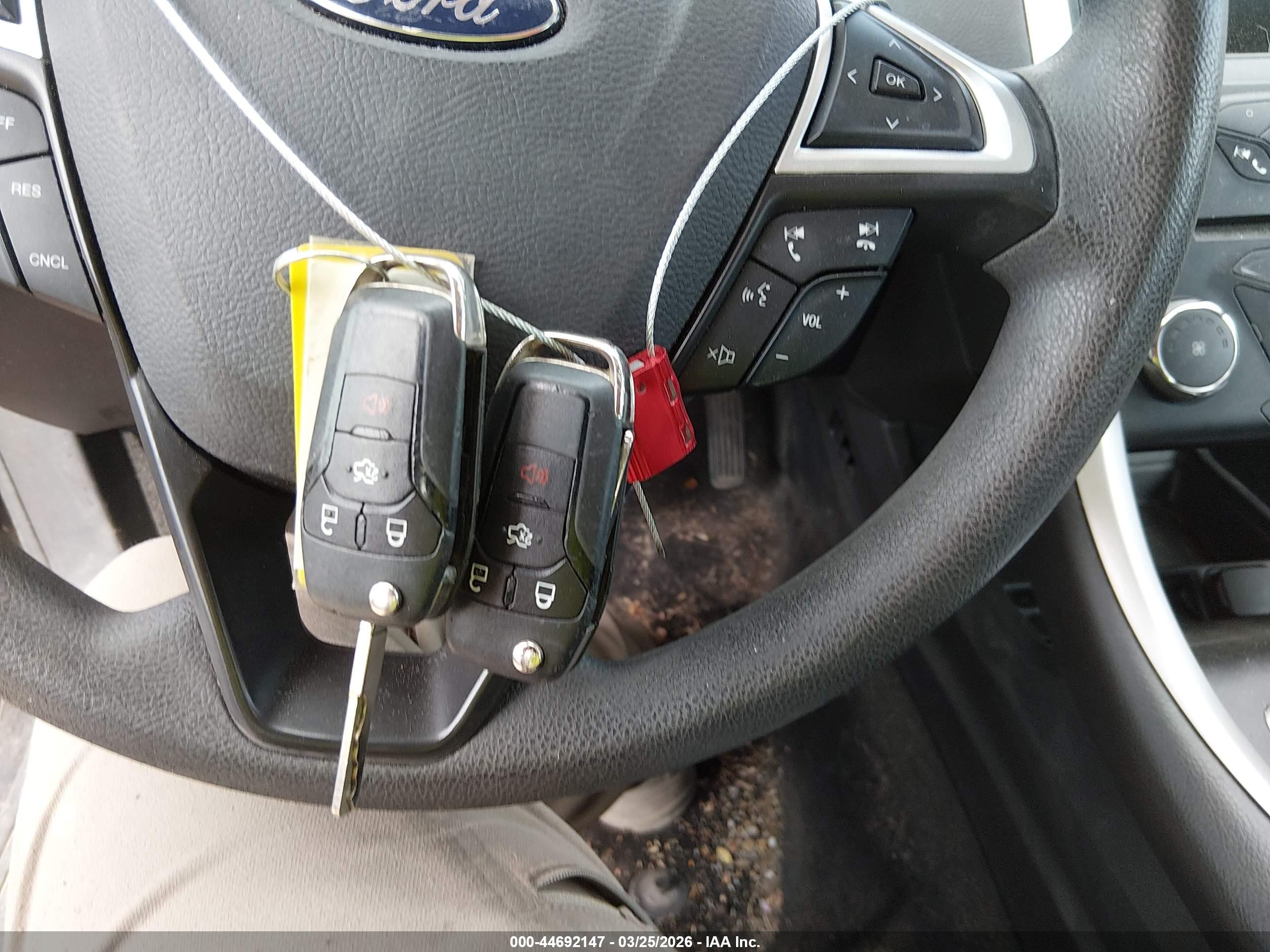 FORD FUSION image 11