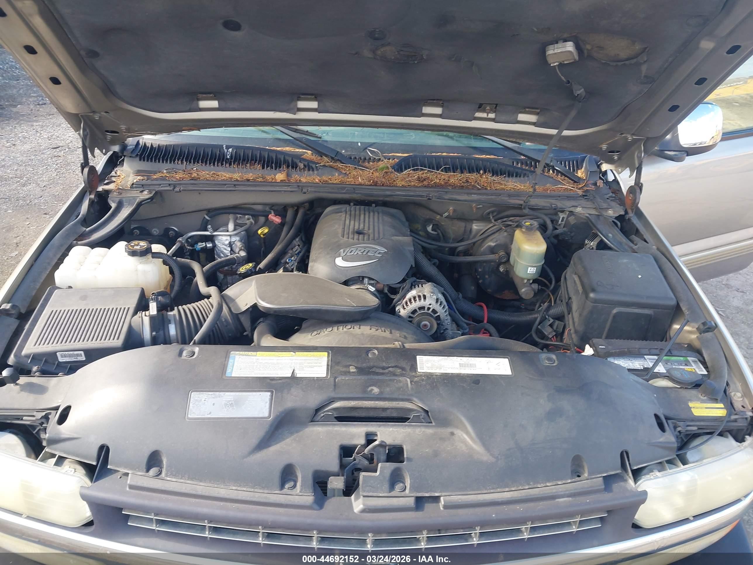 CHEVROLET SILVERADO image 10