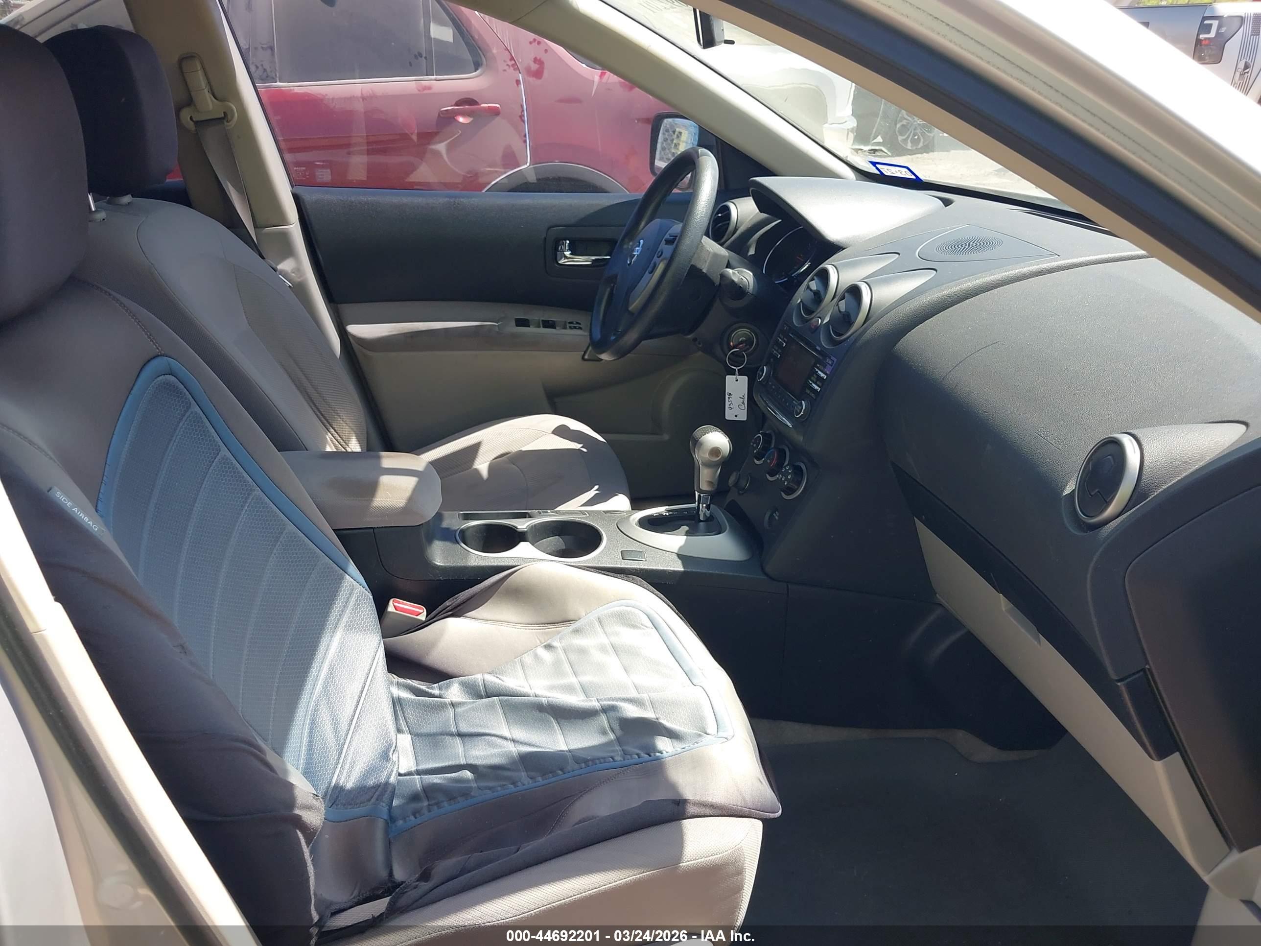 NISSAN ROGUE image 5