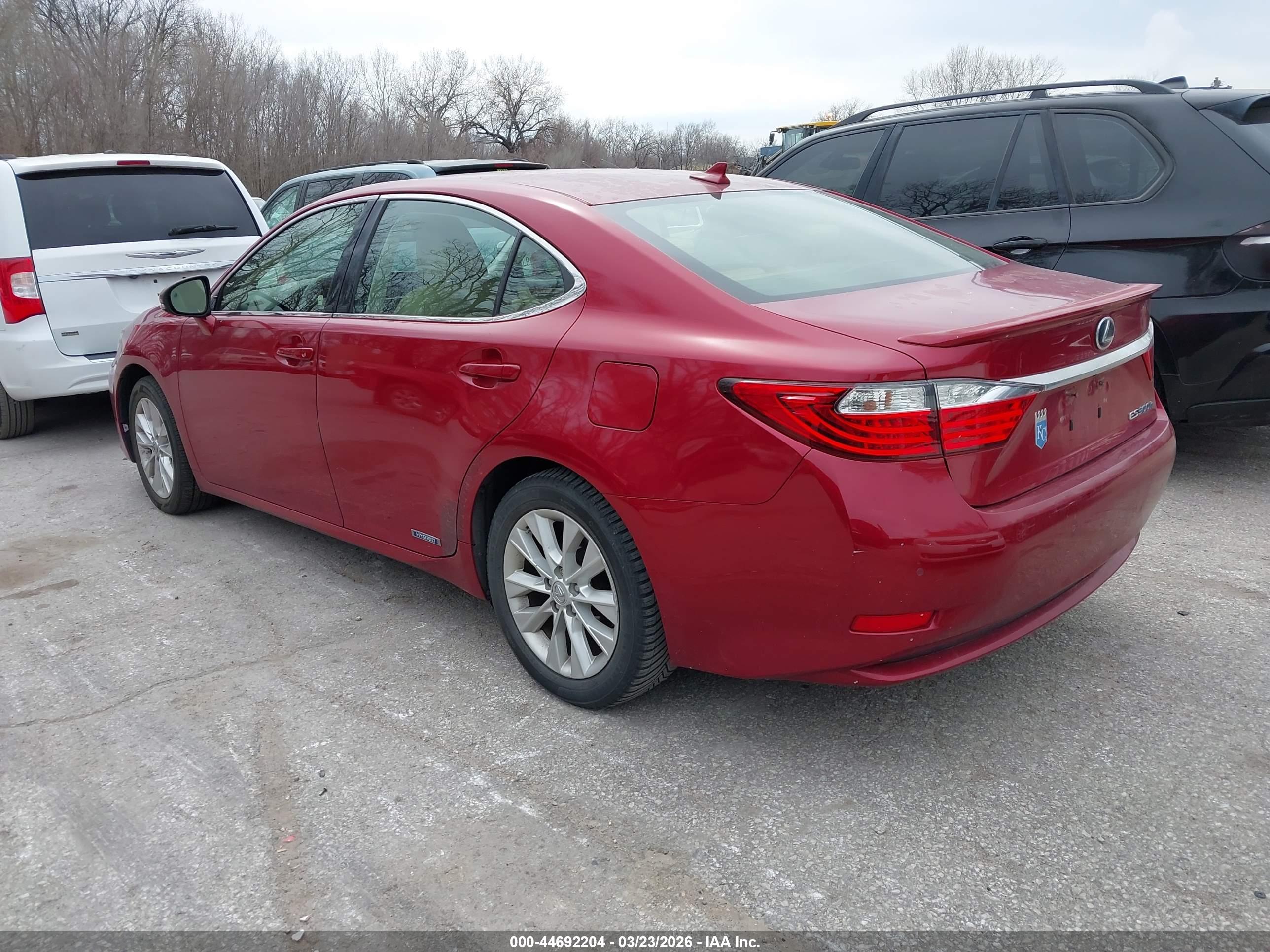 LEXUS ES image 3