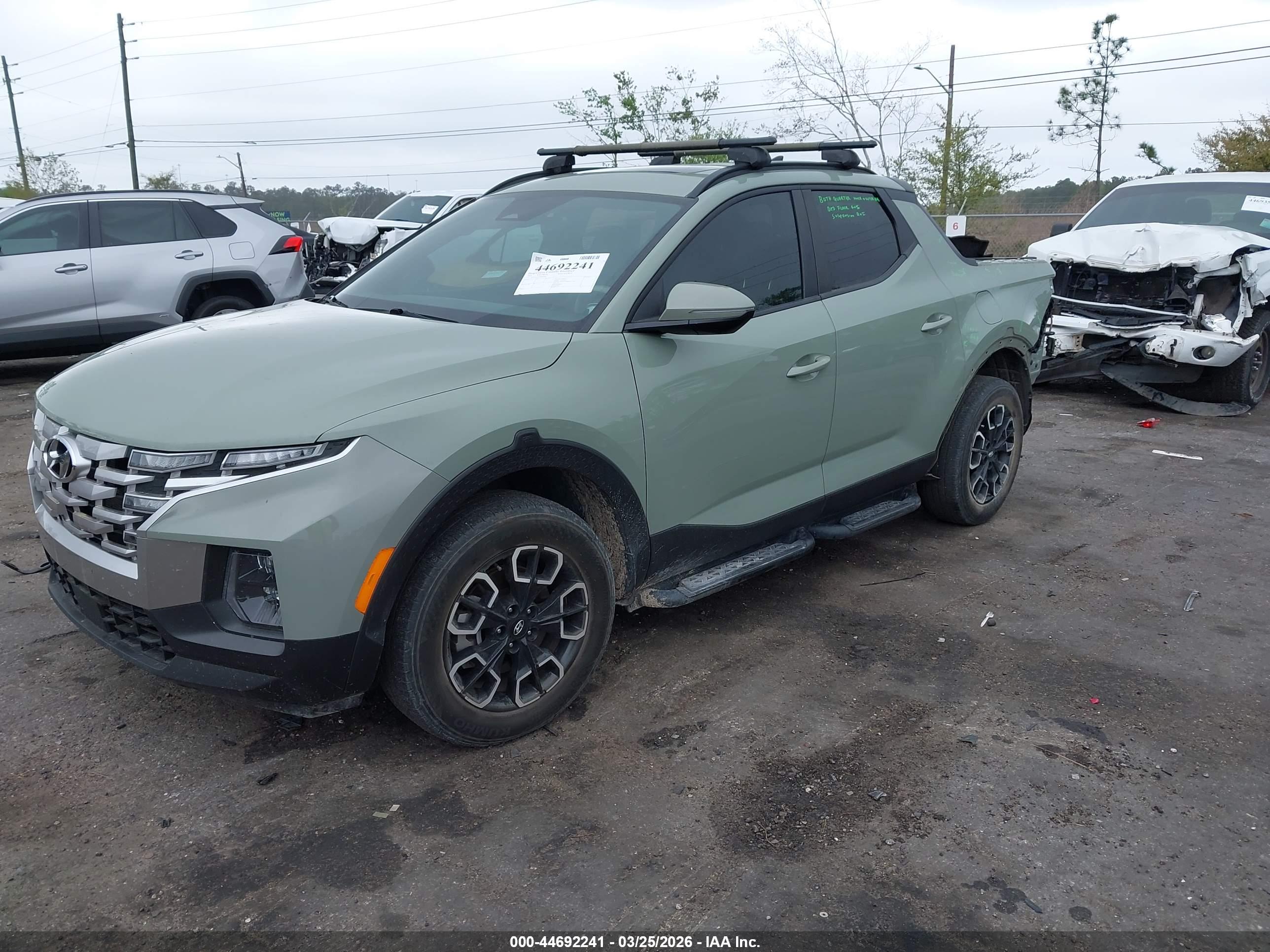 HYUNDAI SANTA image 2