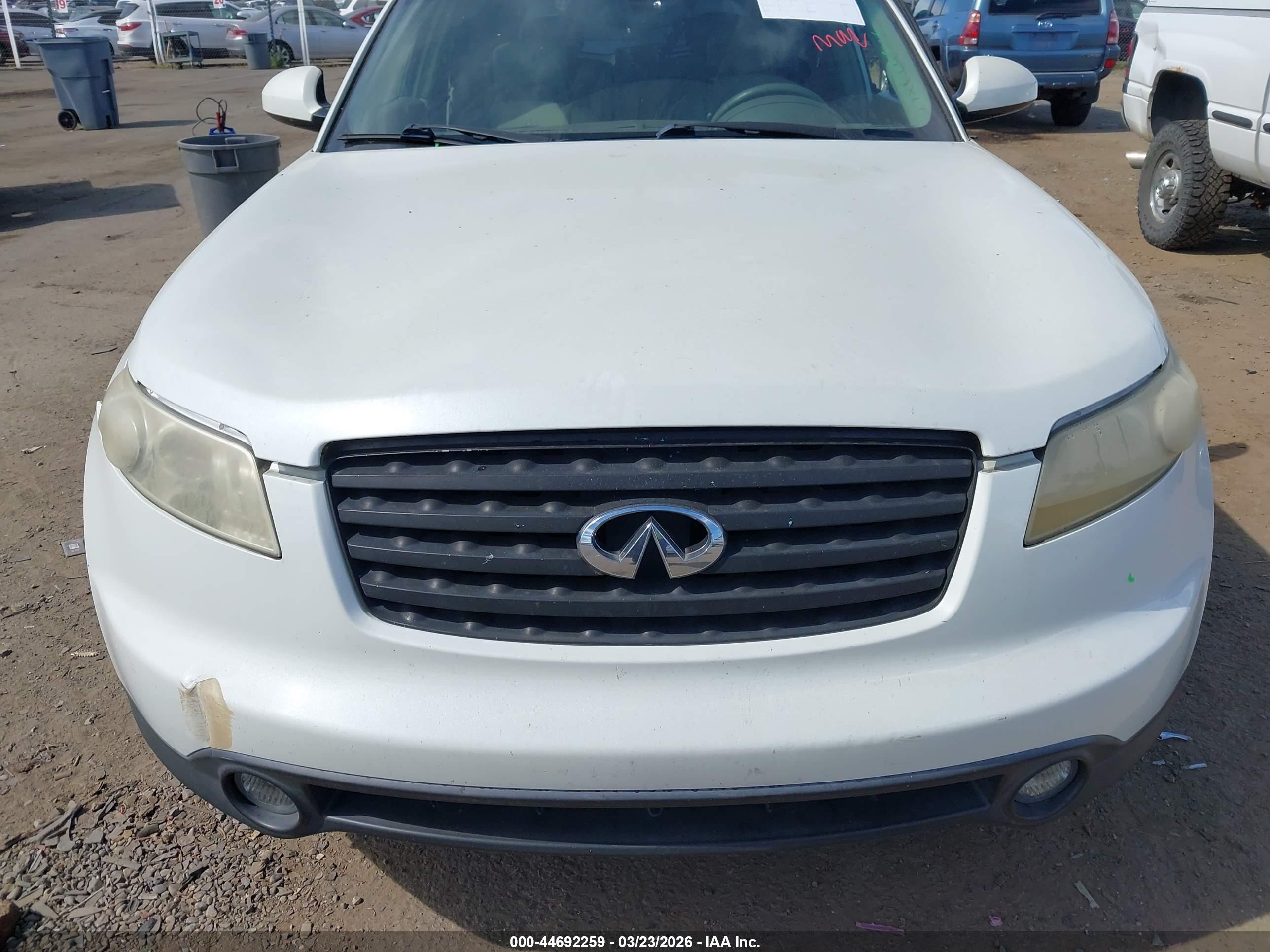 INFINITI FX35 image 6