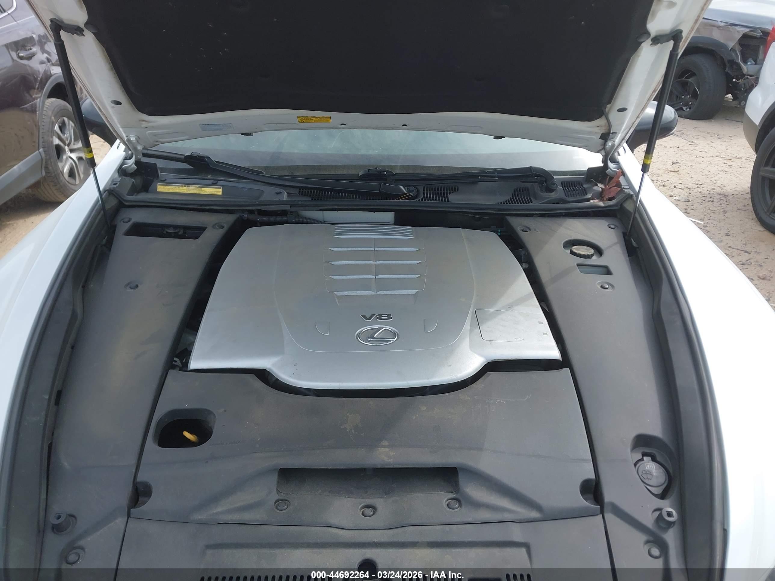 LEXUS LS image 10