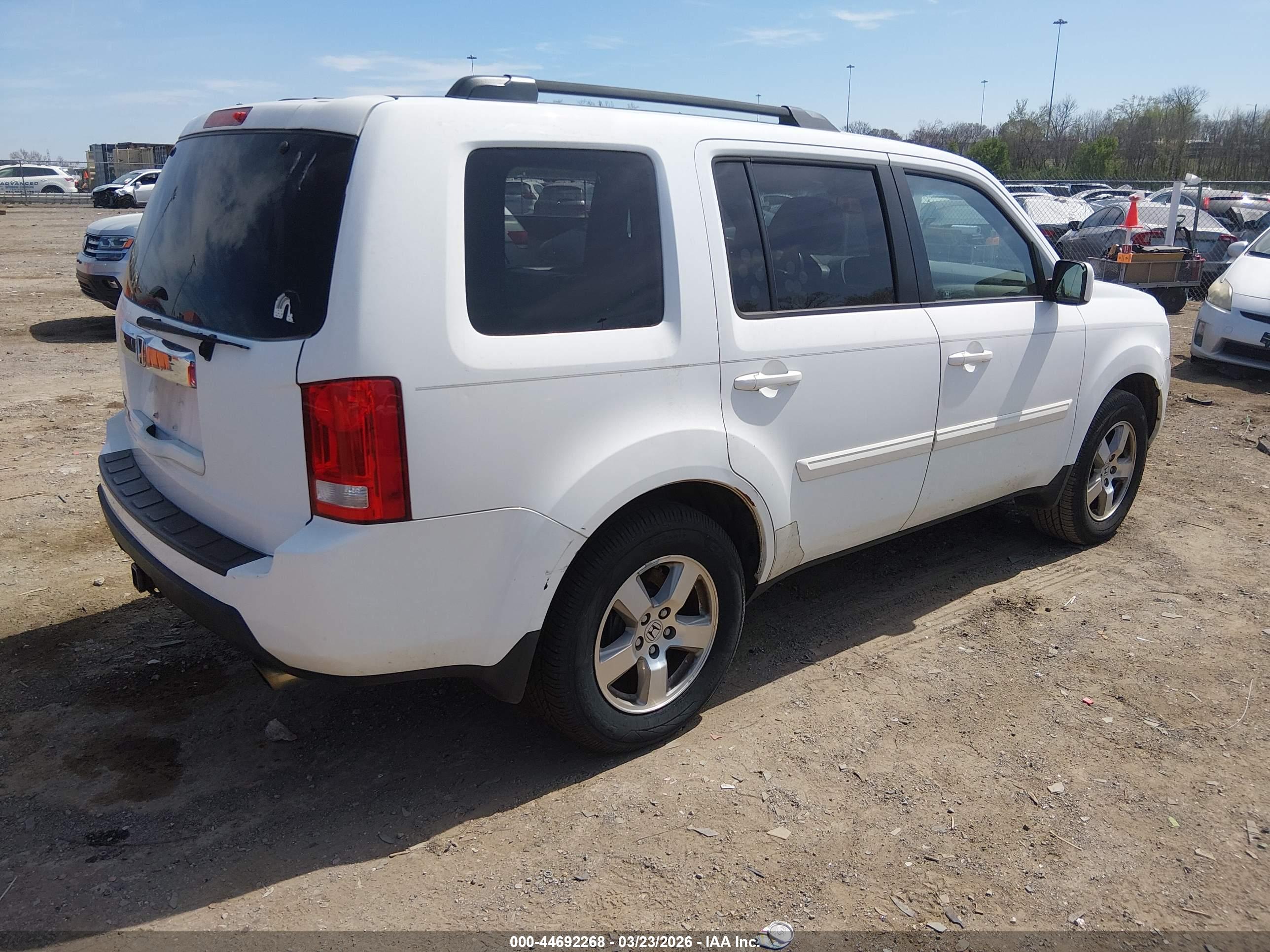 HONDA PILOT image 4