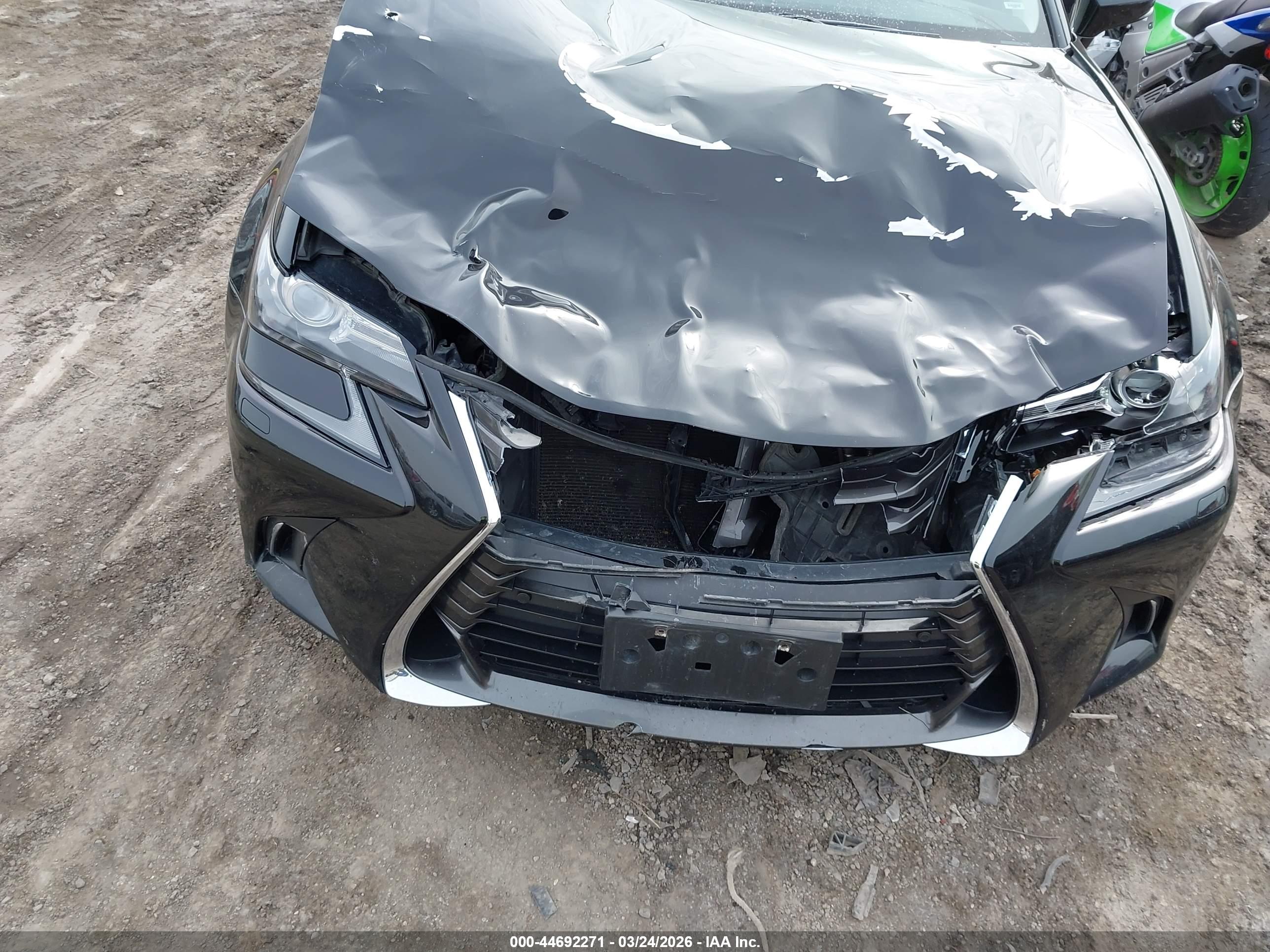 LEXUS GS image 6