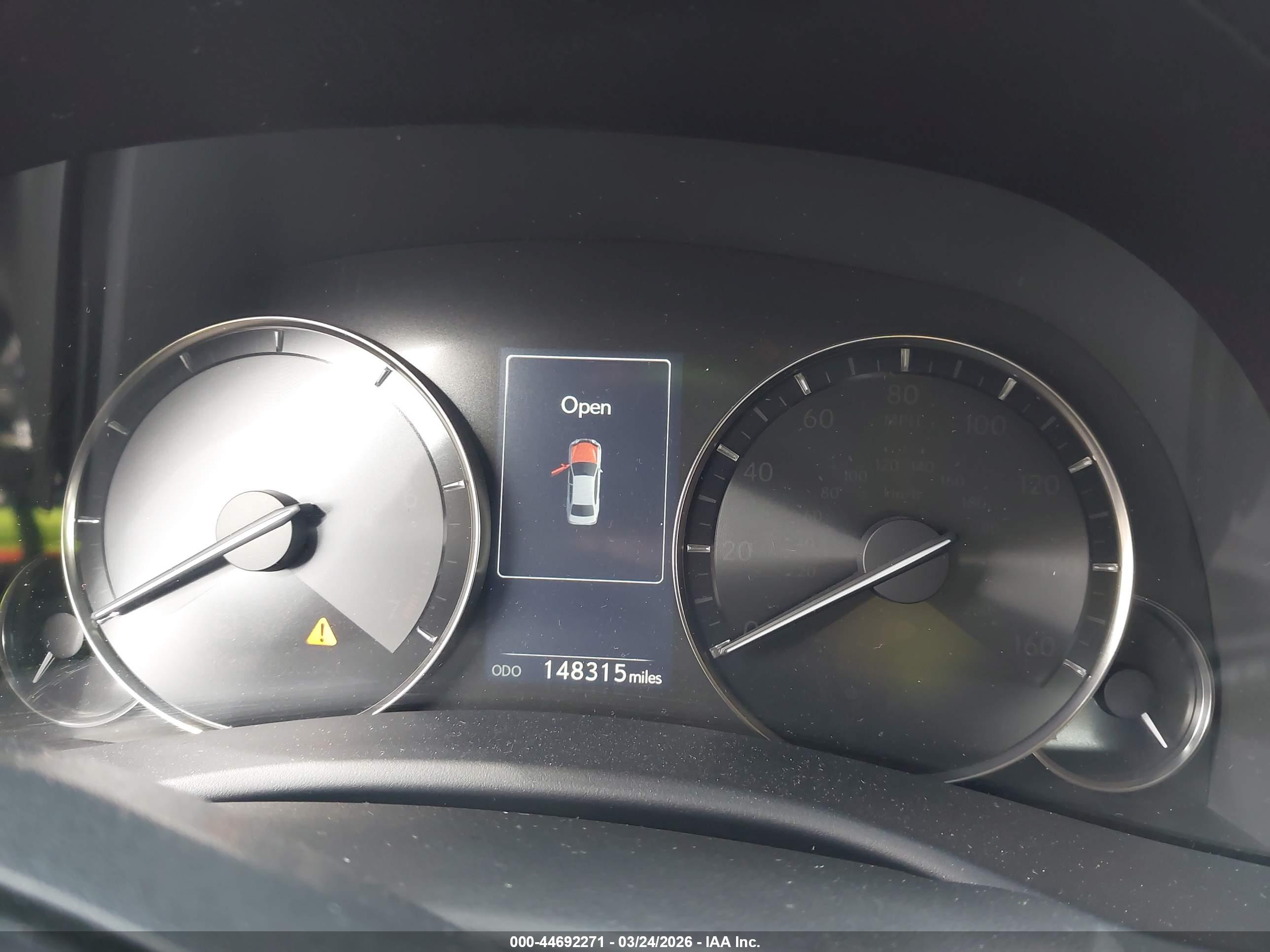 LEXUS GS image 7