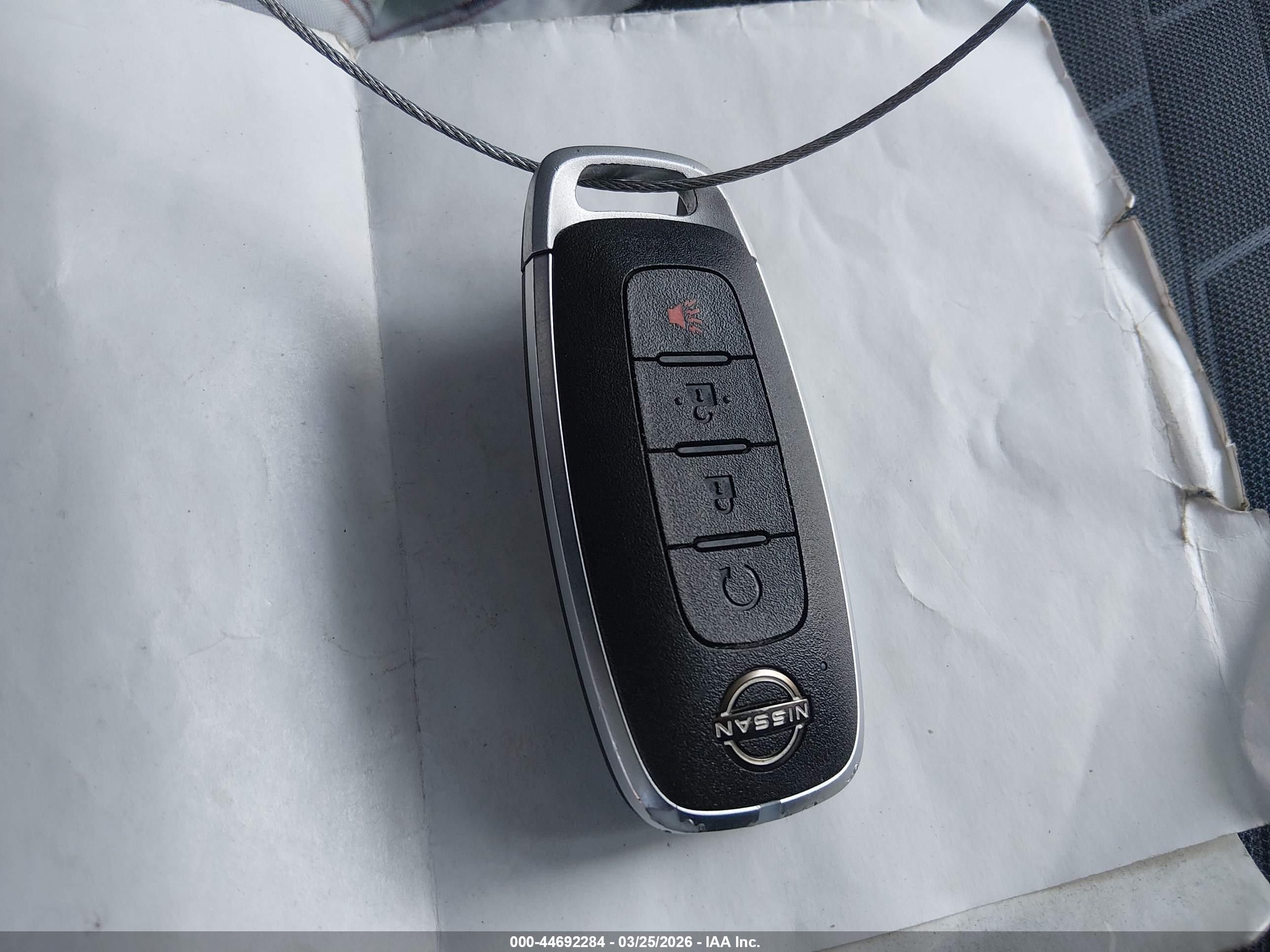 NISSAN KICKS image 11