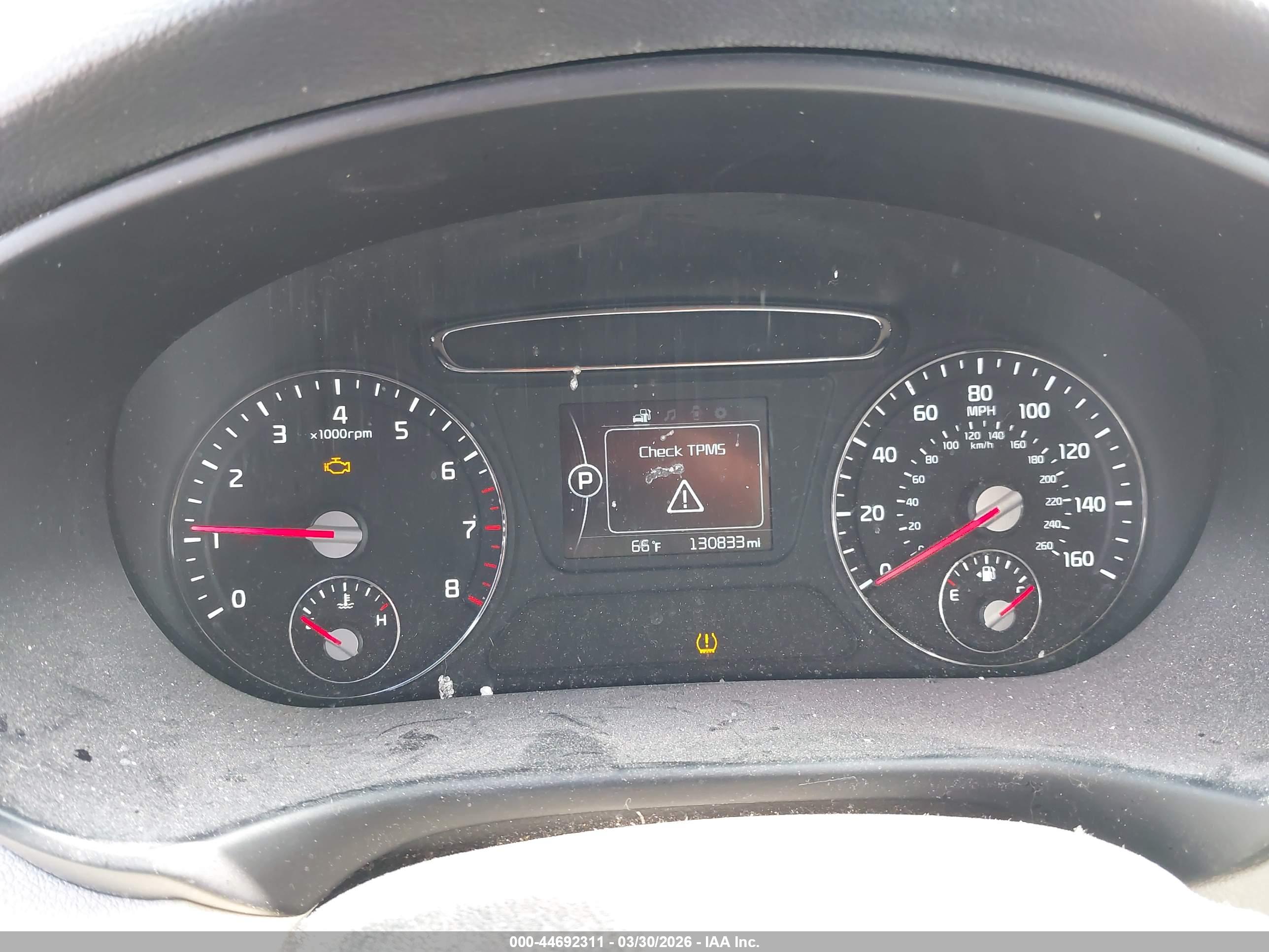 KIA SORENTO image 7