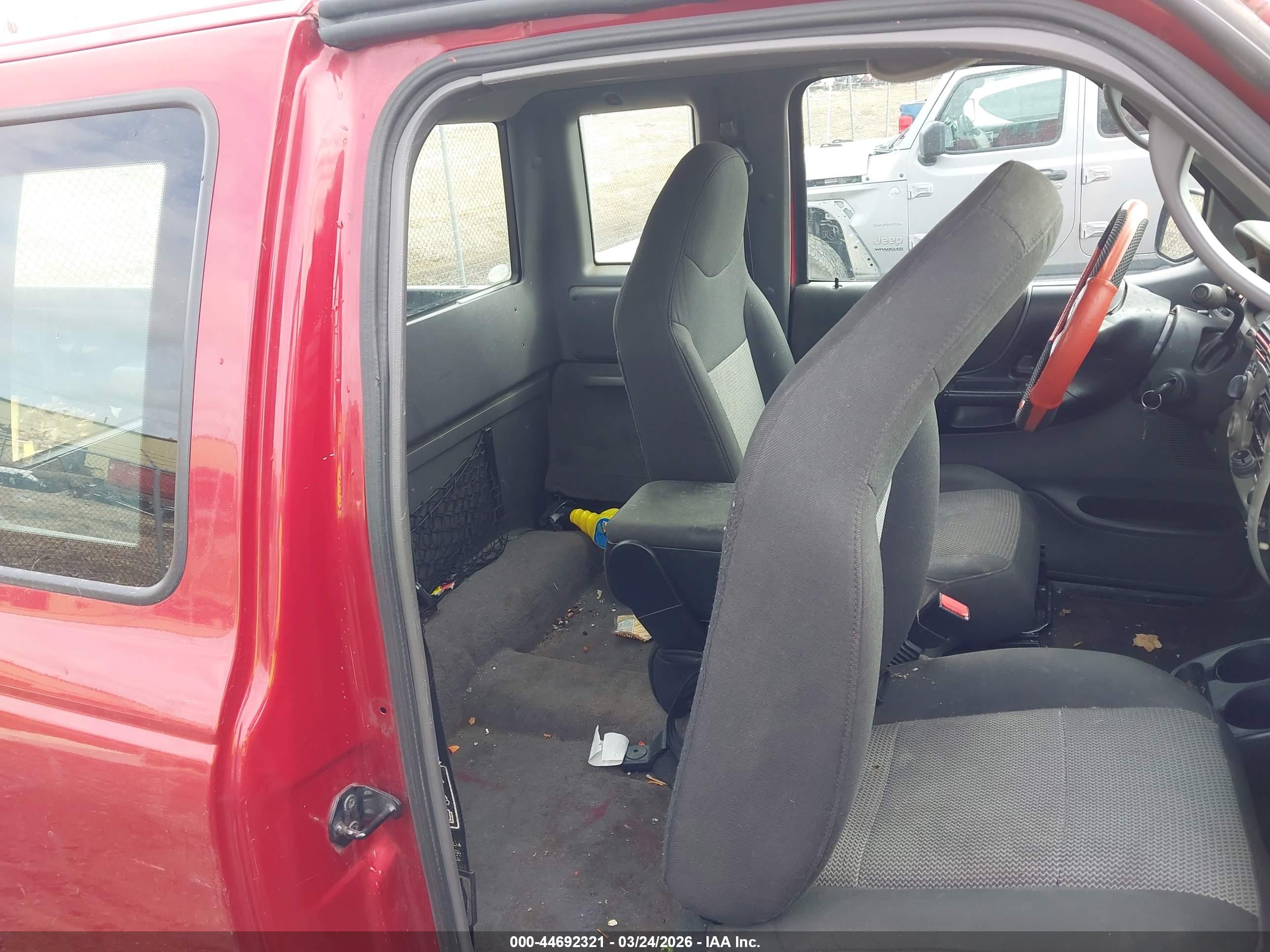 FORD RANGER image 8