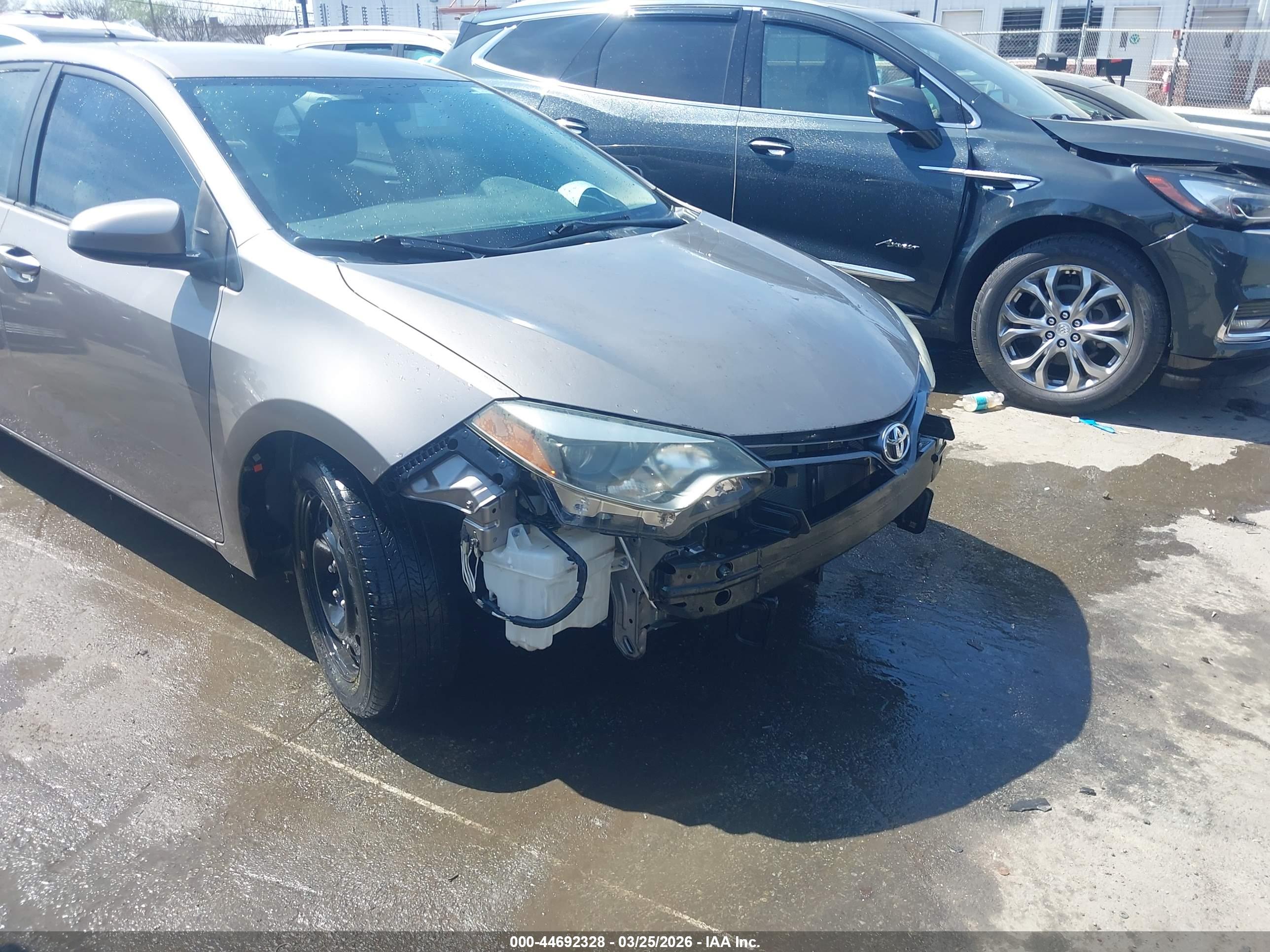 TOYOTA COROLLA image 6