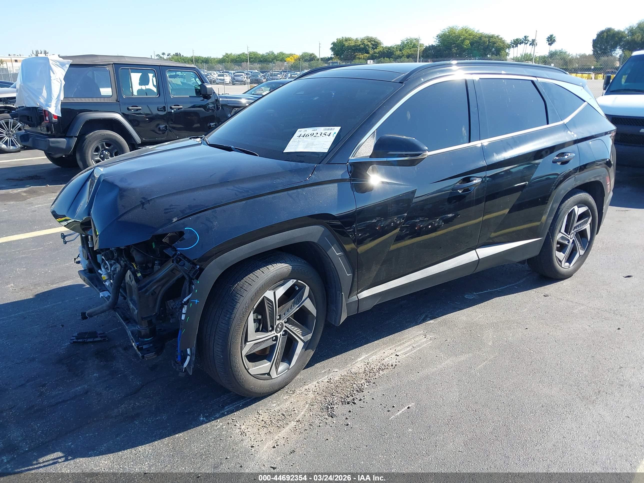 HYUNDAI TUCSON image 2