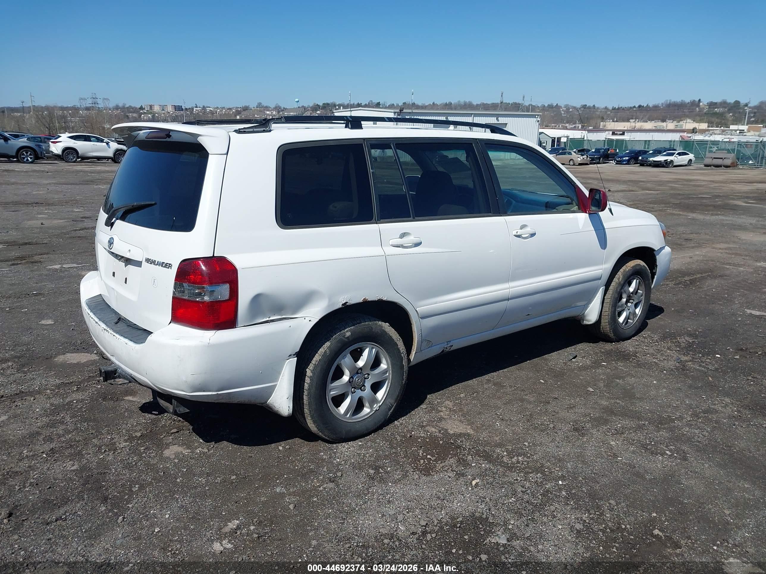 TOYOTA HIGHLANDER image 4