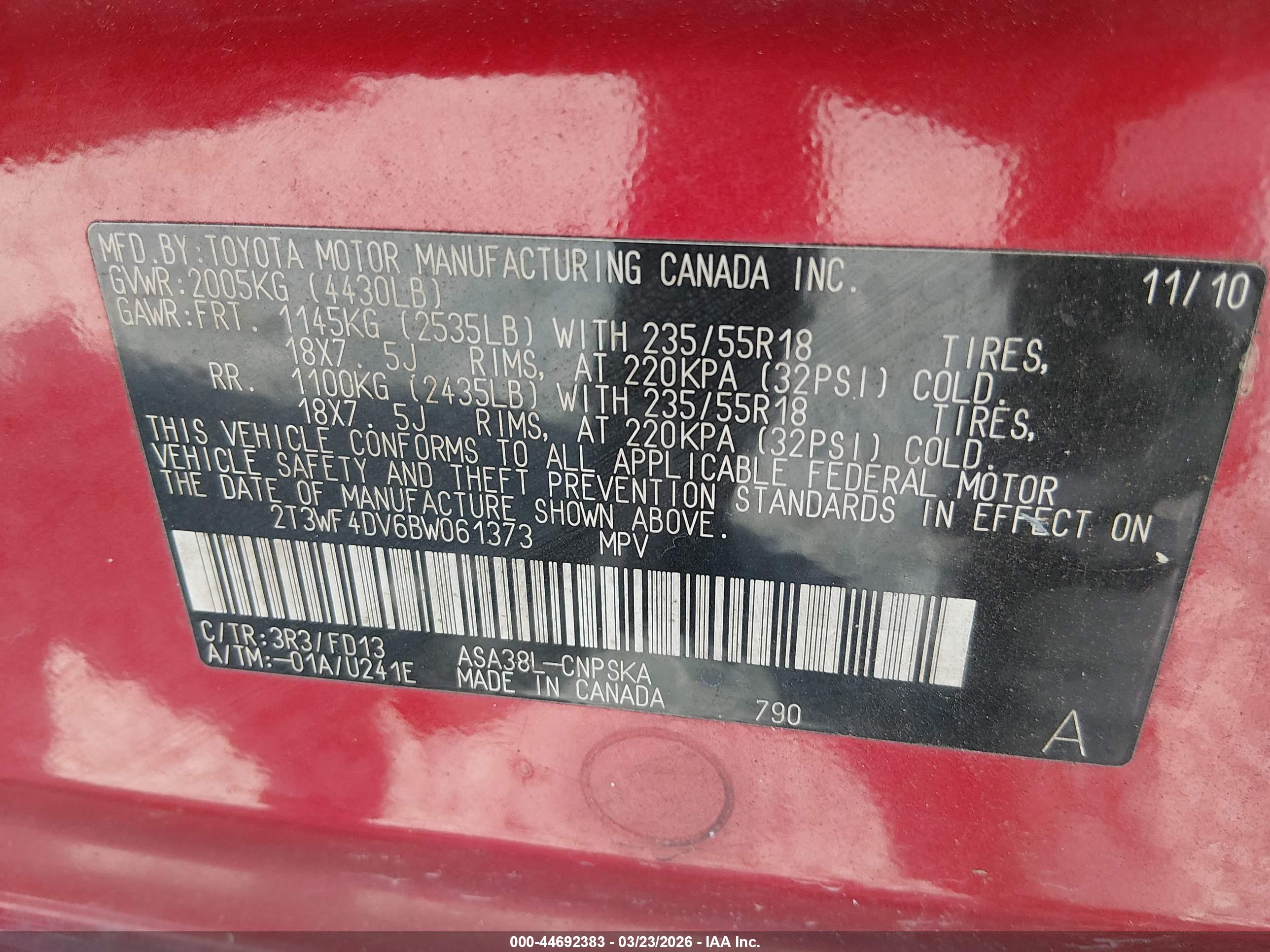 TOYOTA RAV4 image 9