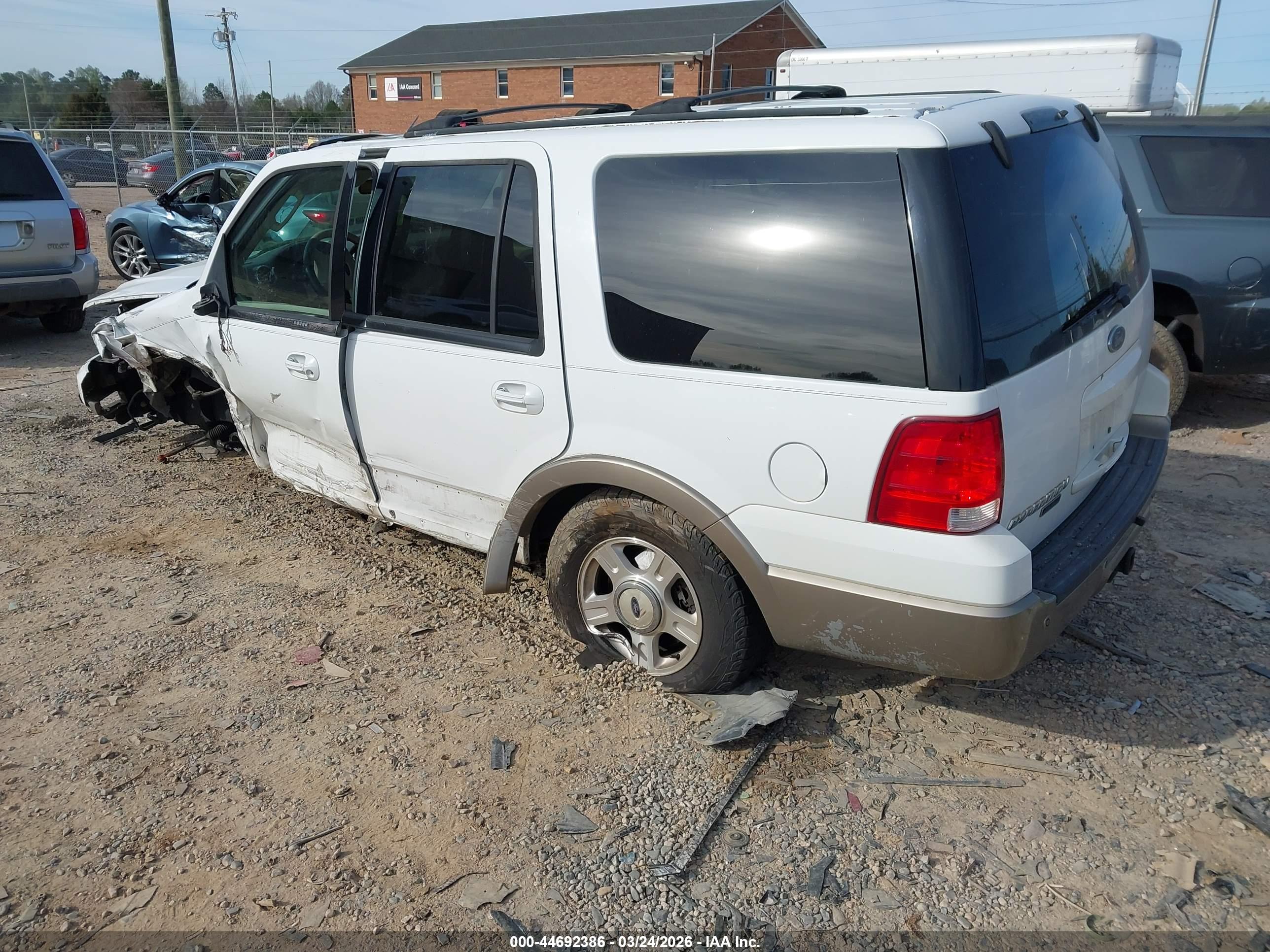 FORD EXPEDITION image 3