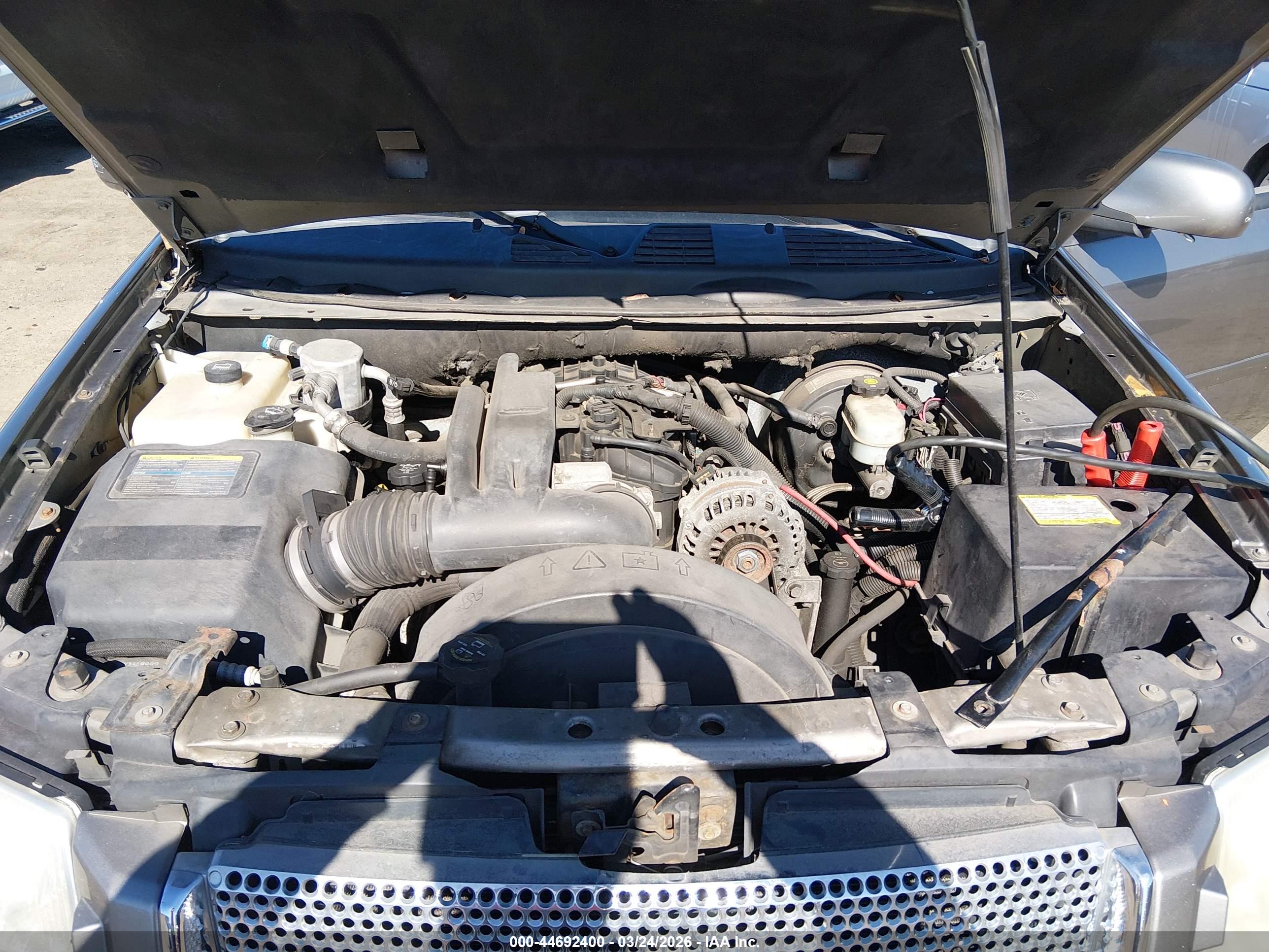 GMC ENVOY image 10